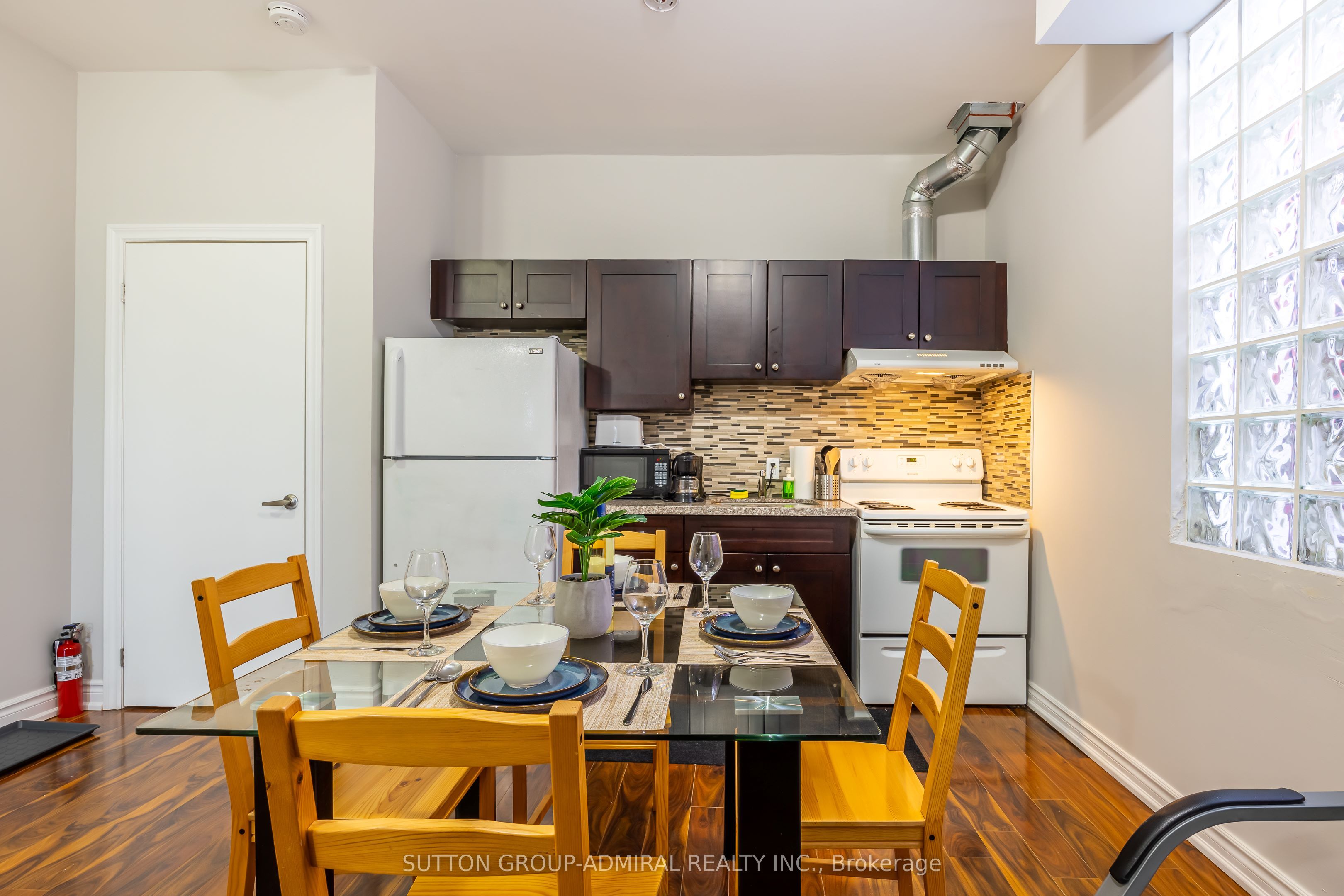 4497 Queen Street Property Photo 24