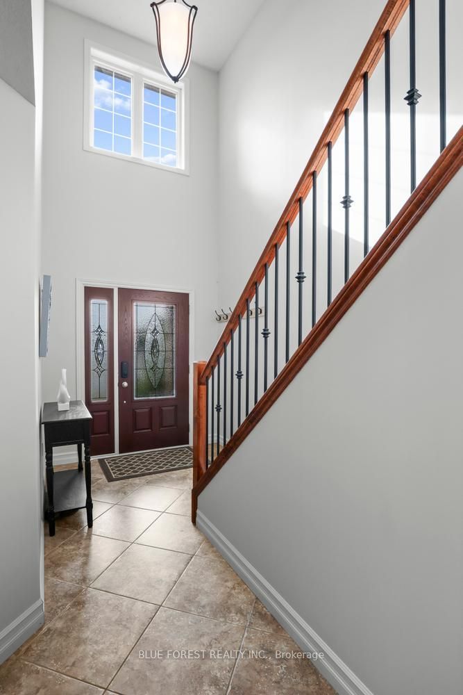 2687 Bateman Trail Property Photo 5