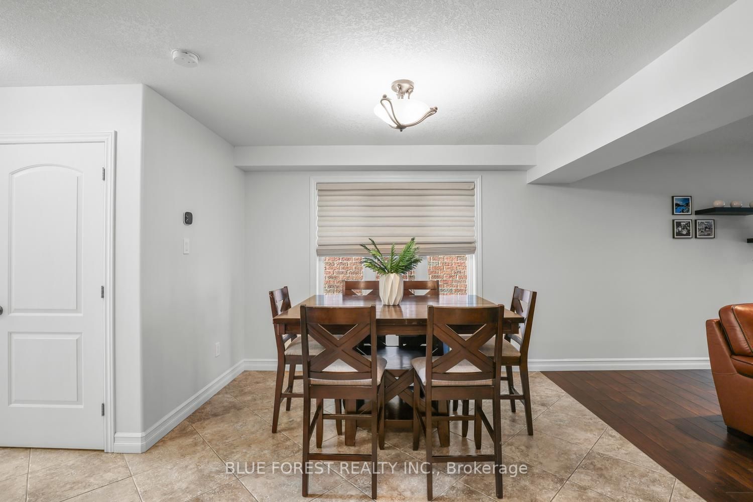 2687 Bateman Trail Property Photo 10