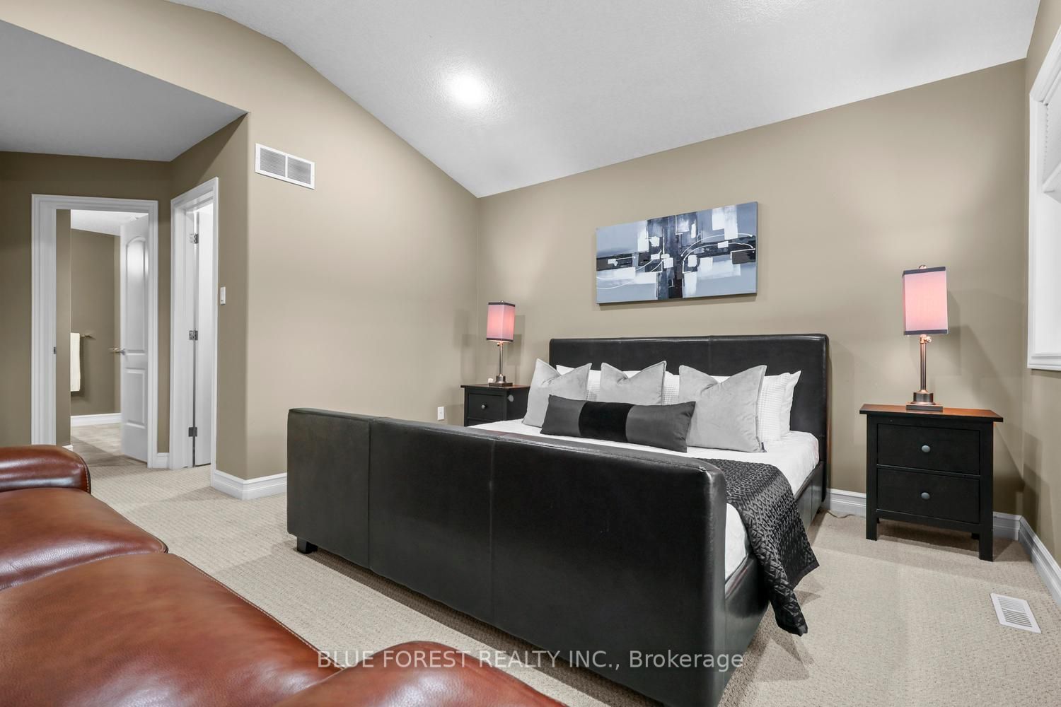 2687 Bateman Trail Property Photo 20
