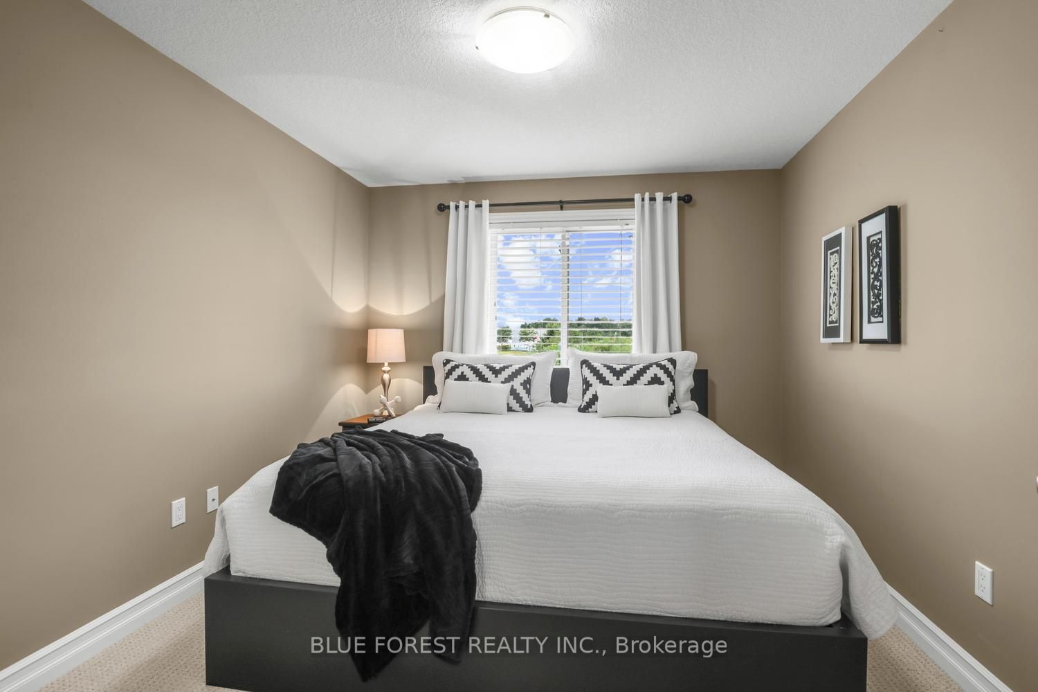 2687 Bateman Trail Property Photo 26