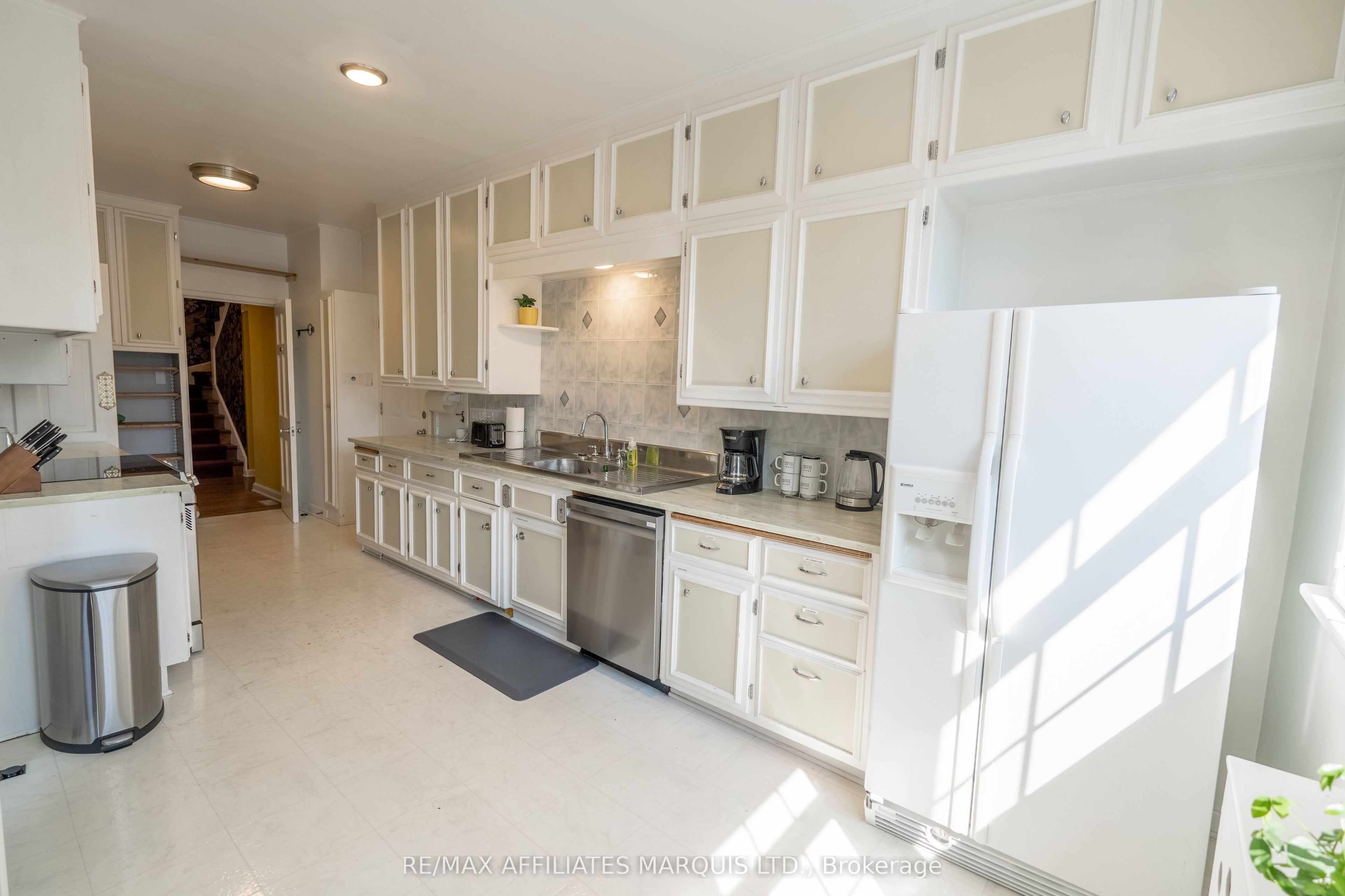 217 Adolphus Street Property Photo 13