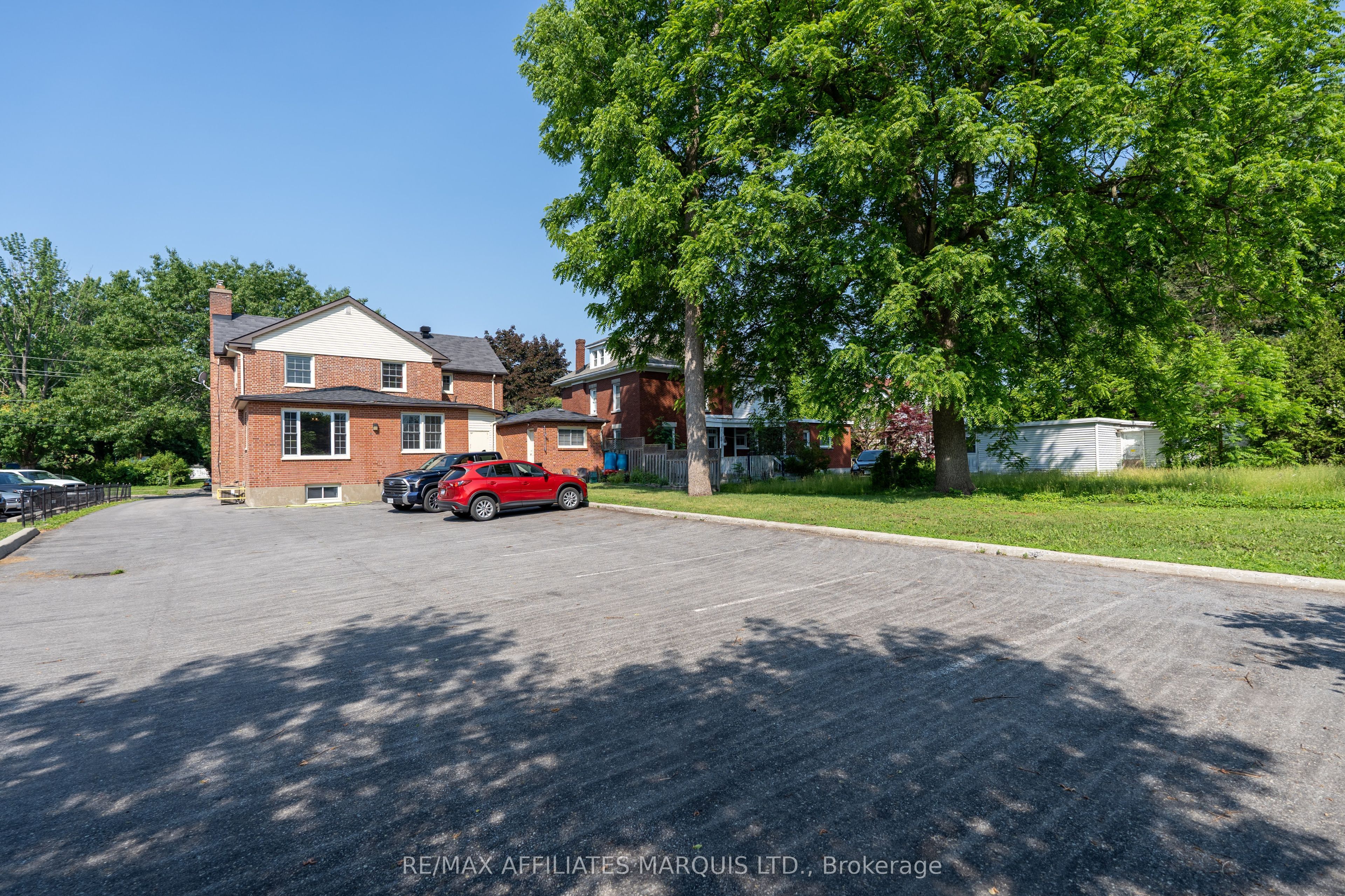 217 Adolphus Street Property Photo 46