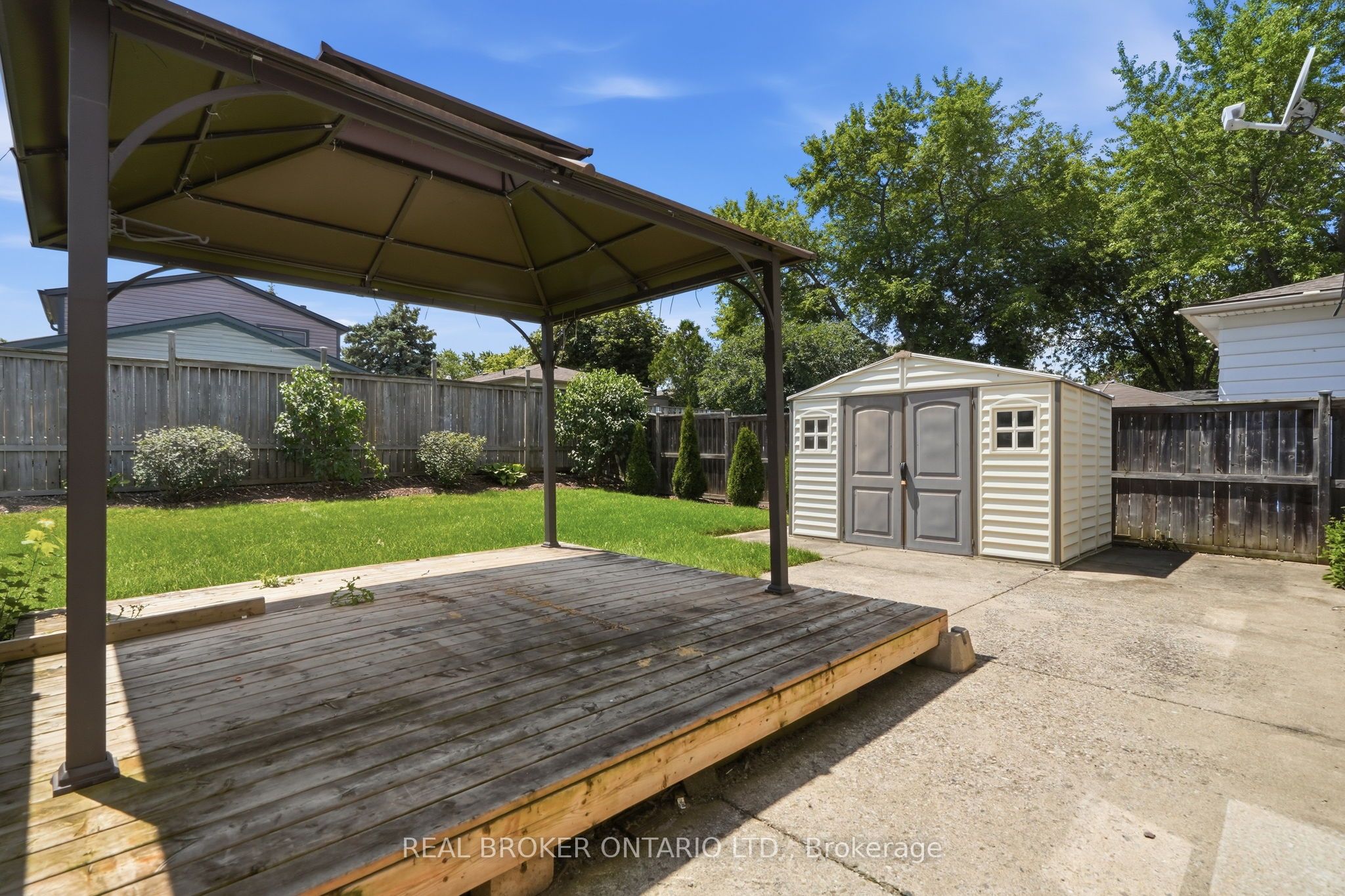 3 Prideaux Street Property Photo 38