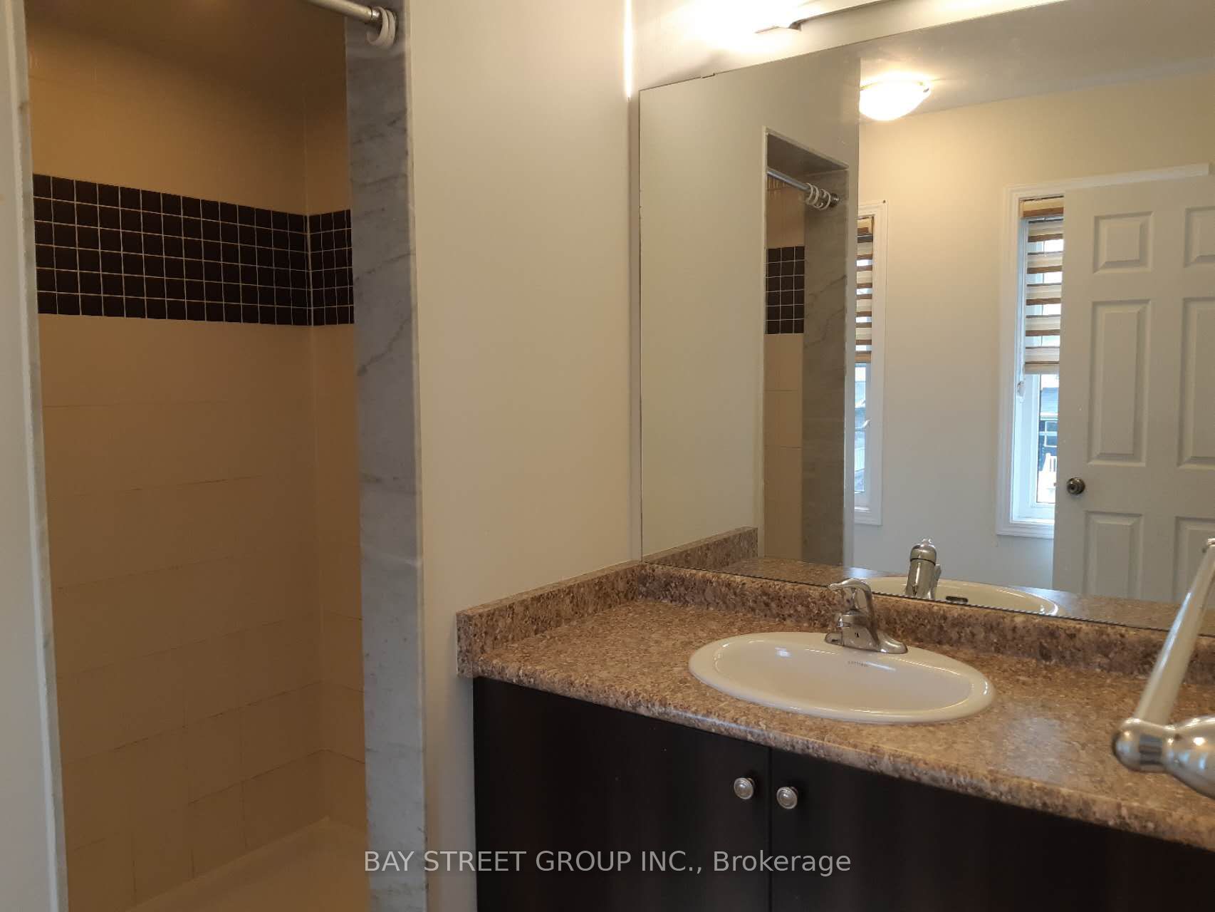 8088 Blue Ash Lane Property Photo 16