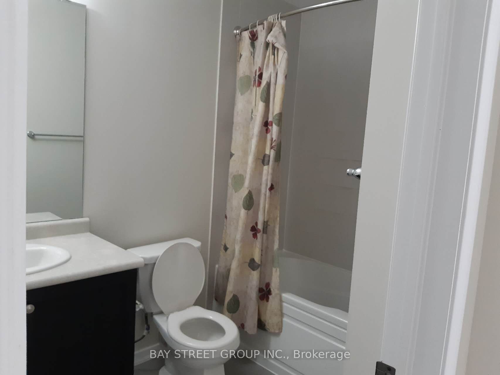 8088 Blue Ash Lane Property Photo 18