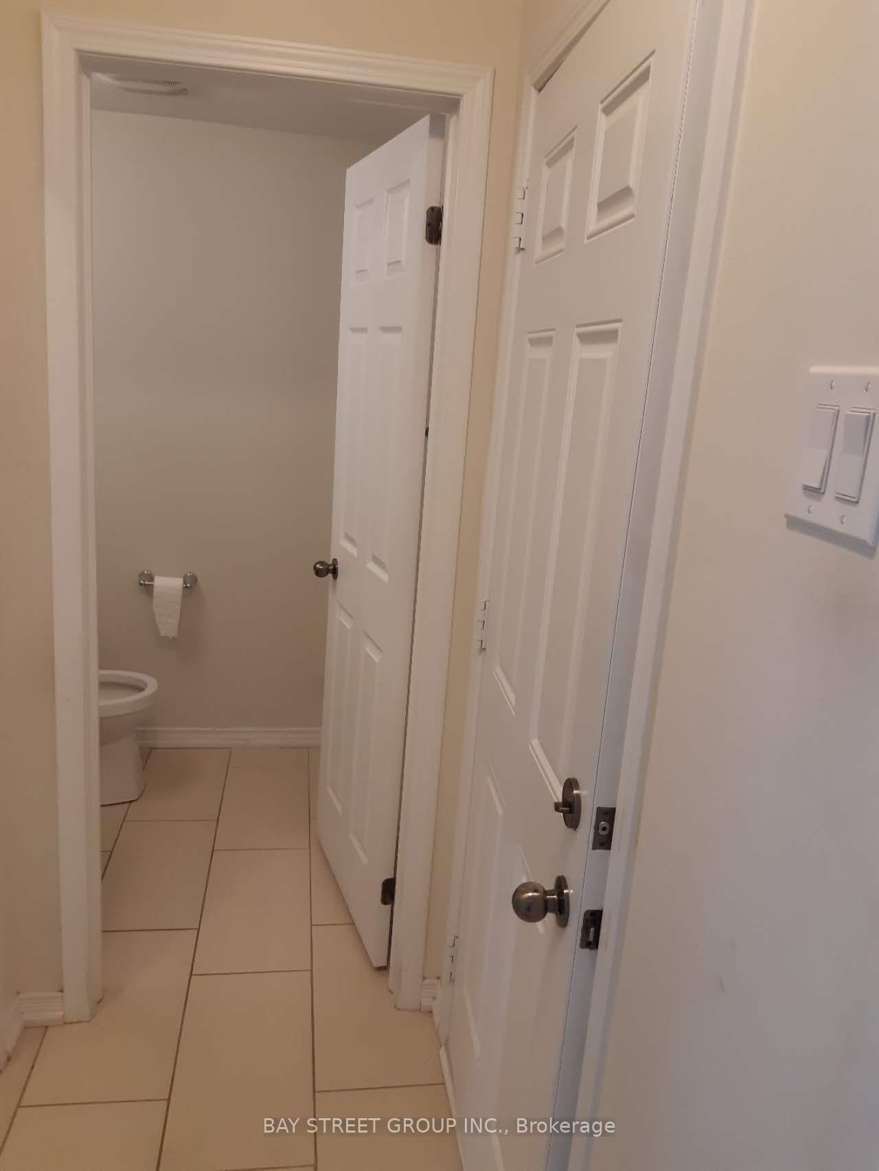 8088 Blue Ash Lane Property Photo 21