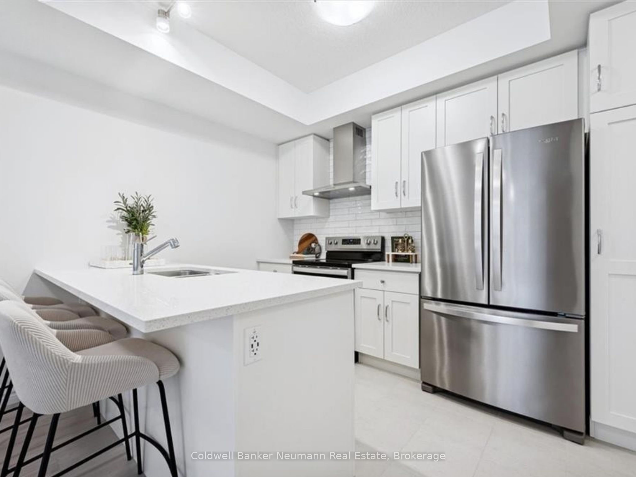 7-53 Allegro Common Property Photo 5