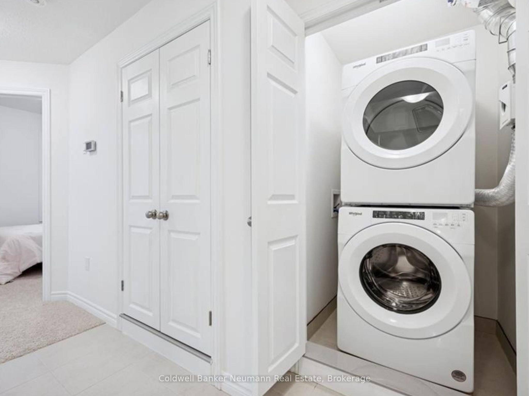 7-53 Allegro Common Property Photo 13