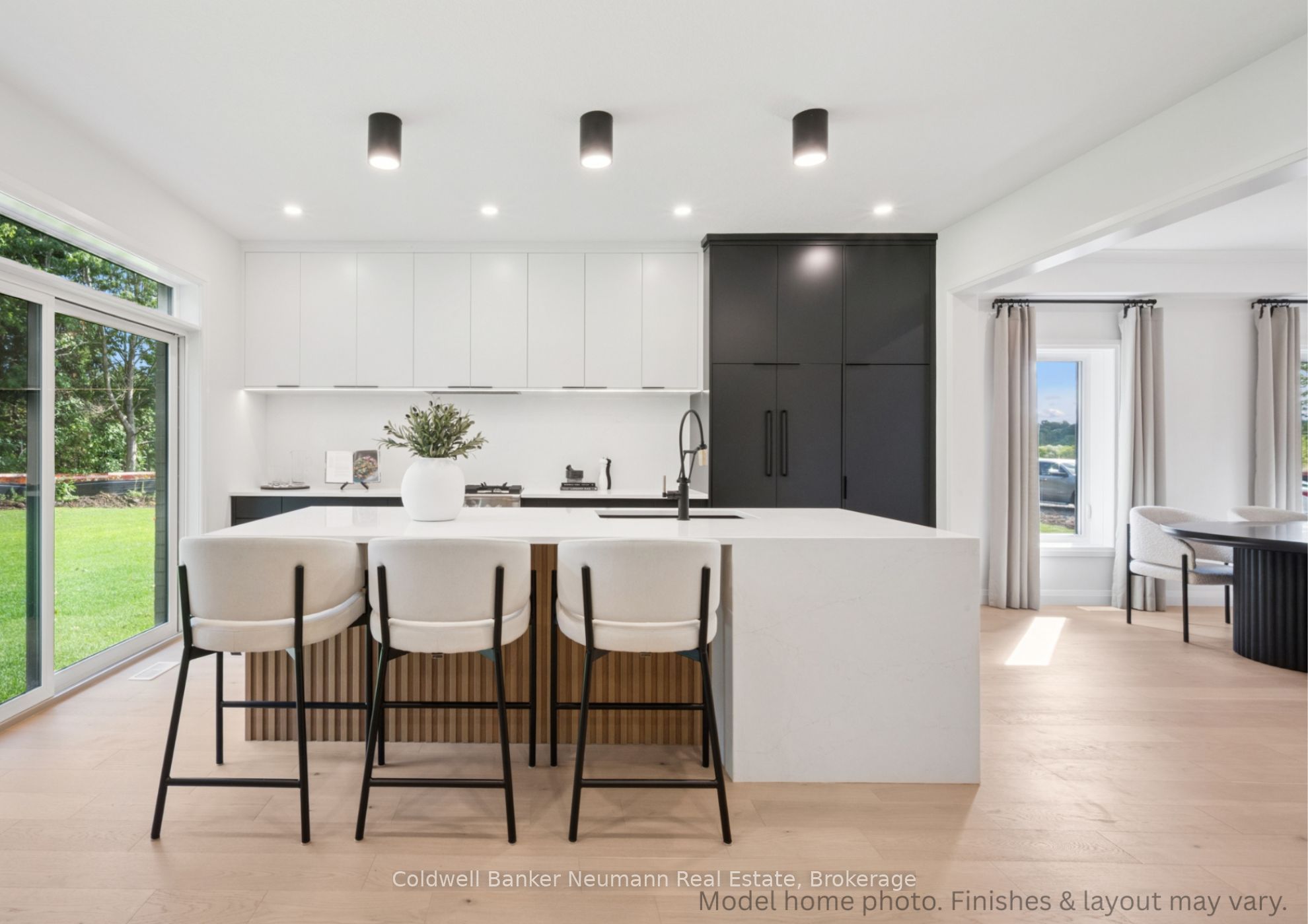 16 Cadence Common Property Photo 4