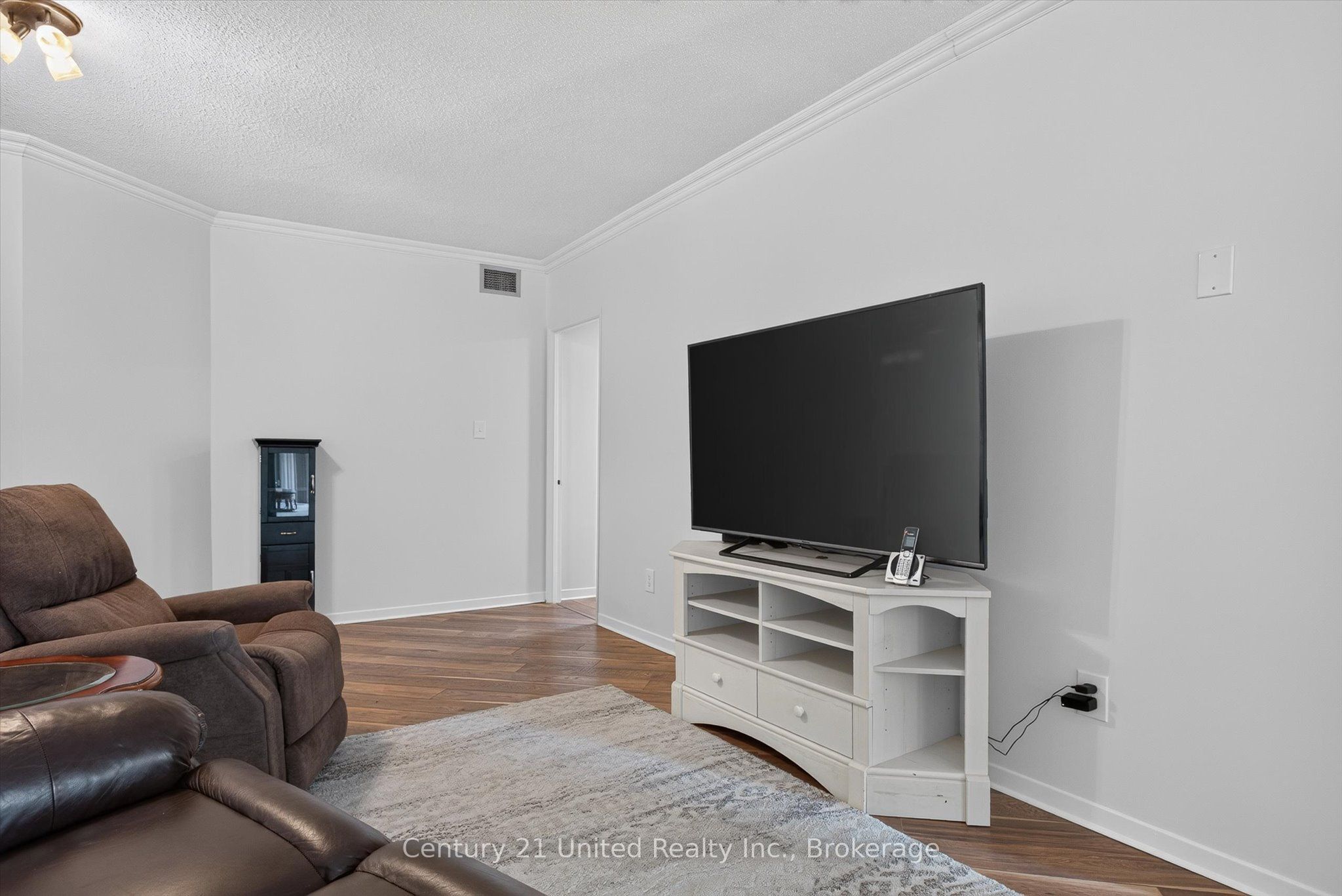 1818 Cherryhill Road 203 Property Photo 16
