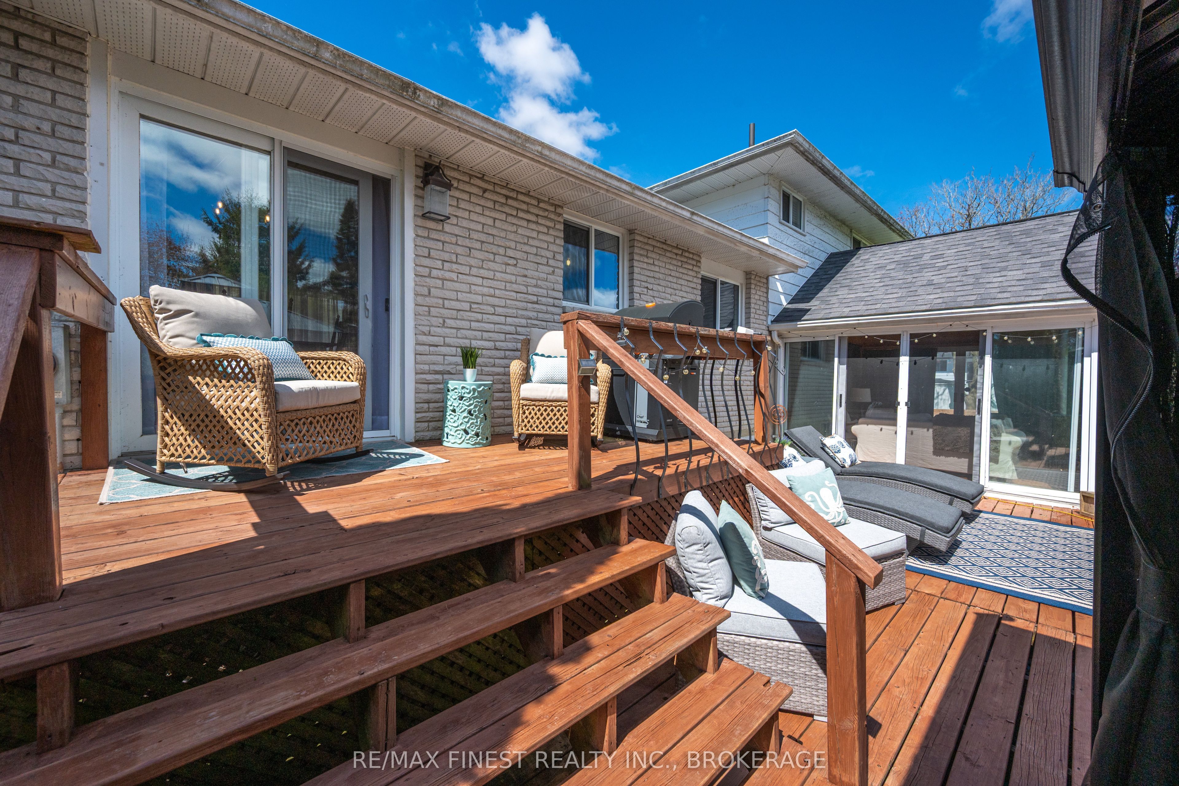 207 Meadow Crescent Property Photo 7