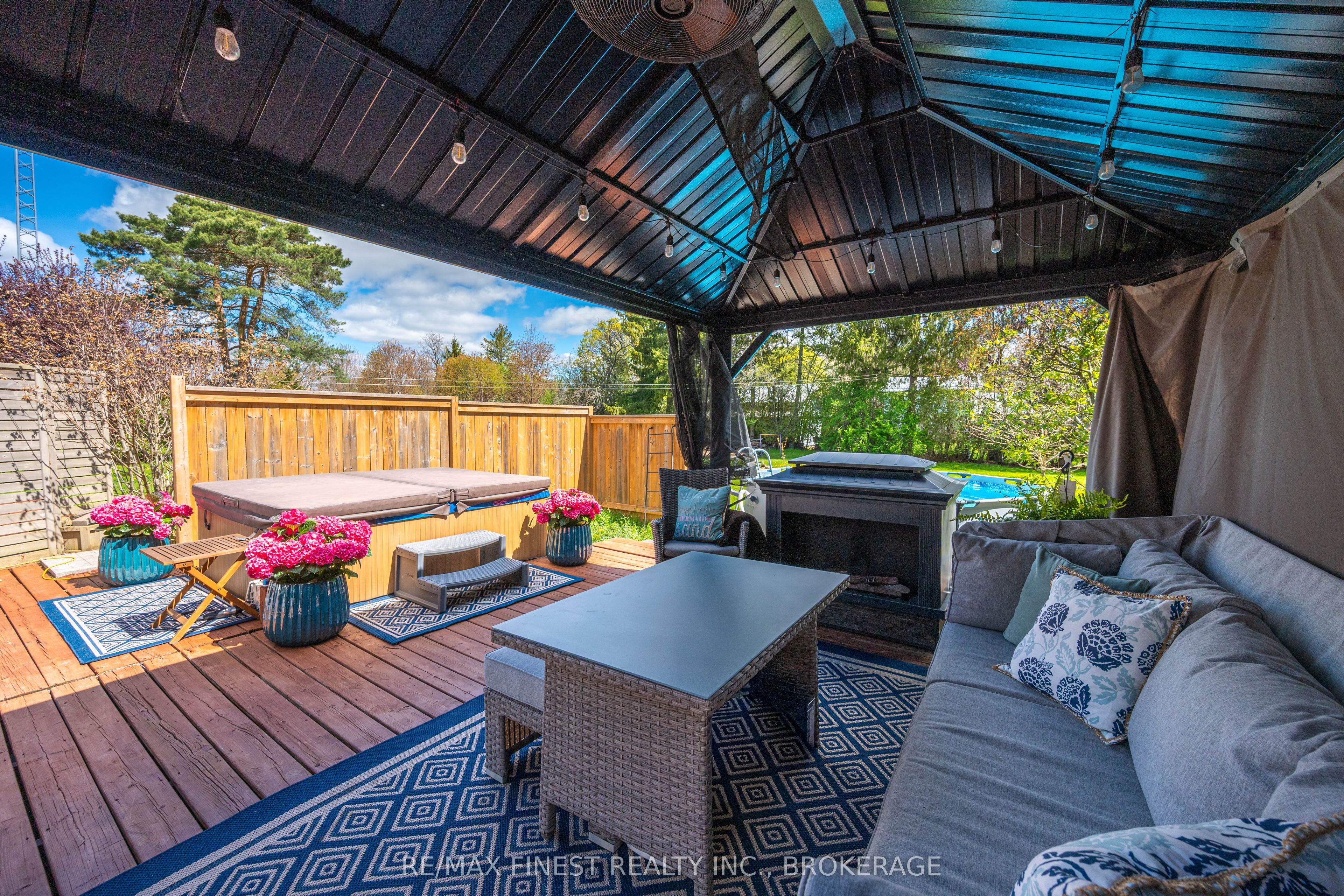 207 Meadow Crescent Property Photo 8