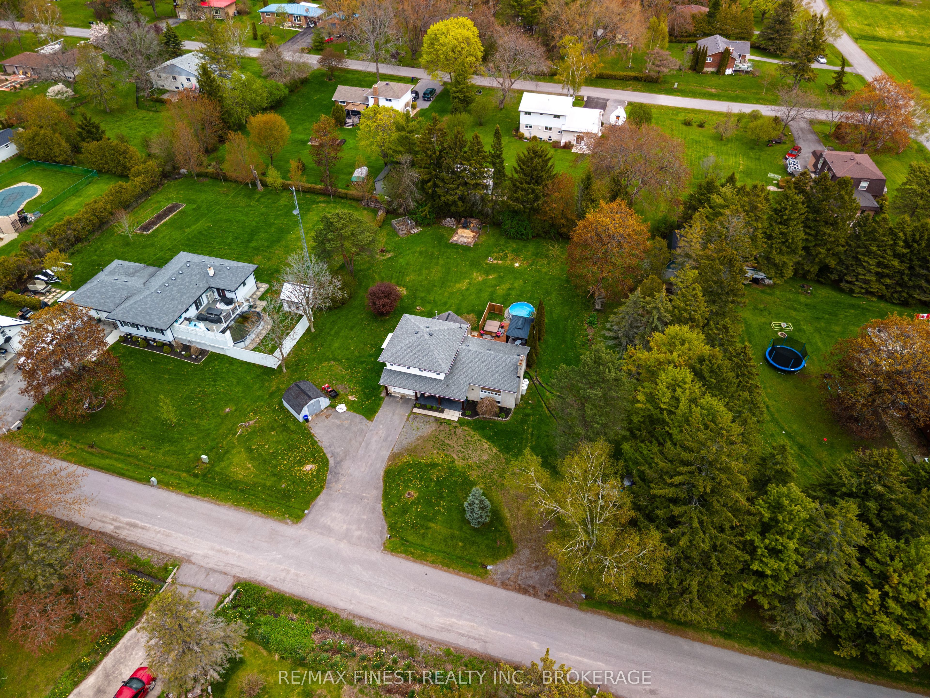 207 Meadow Crescent Property Photo 10