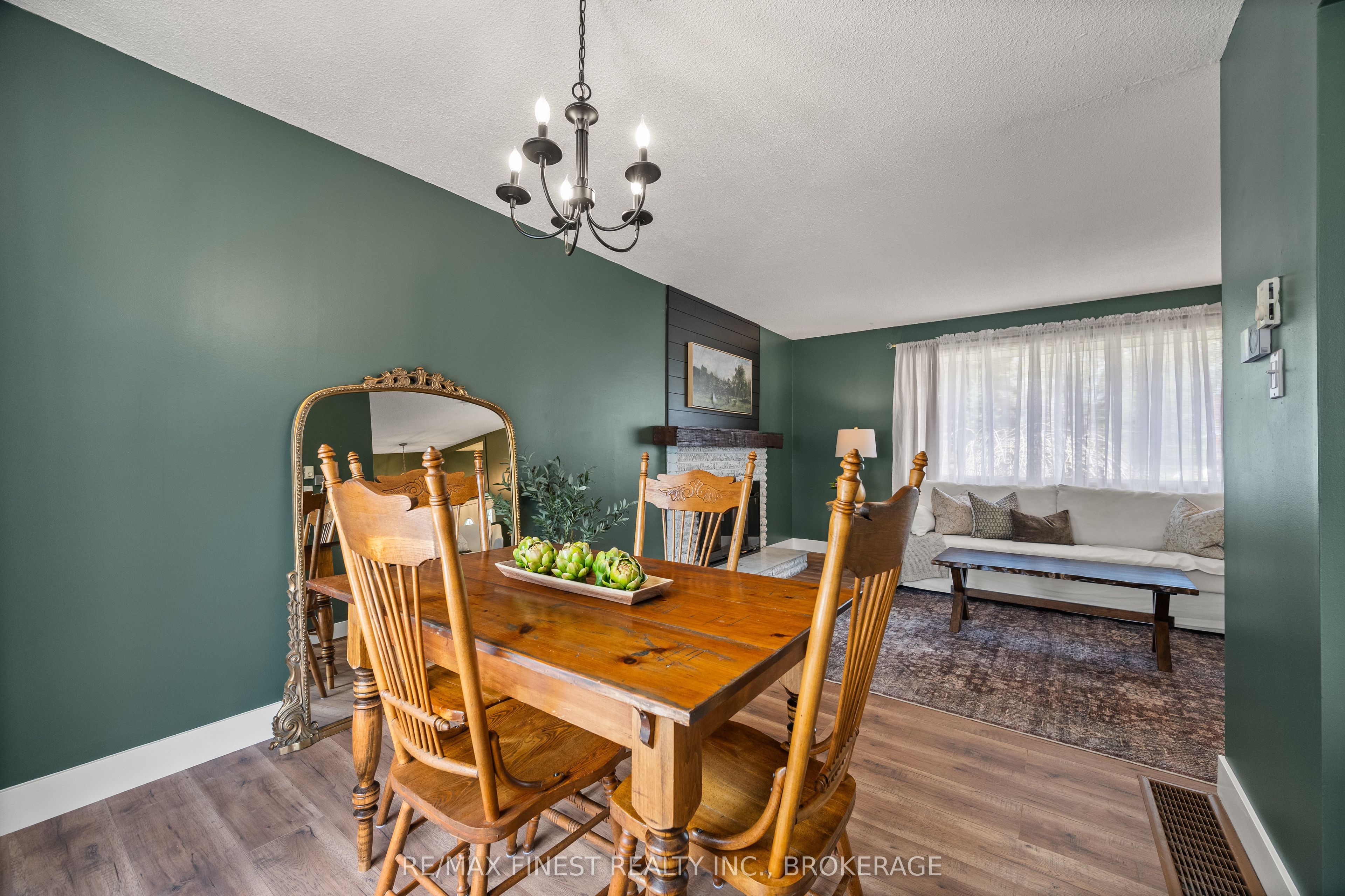 207 Meadow Crescent Property Photo 20