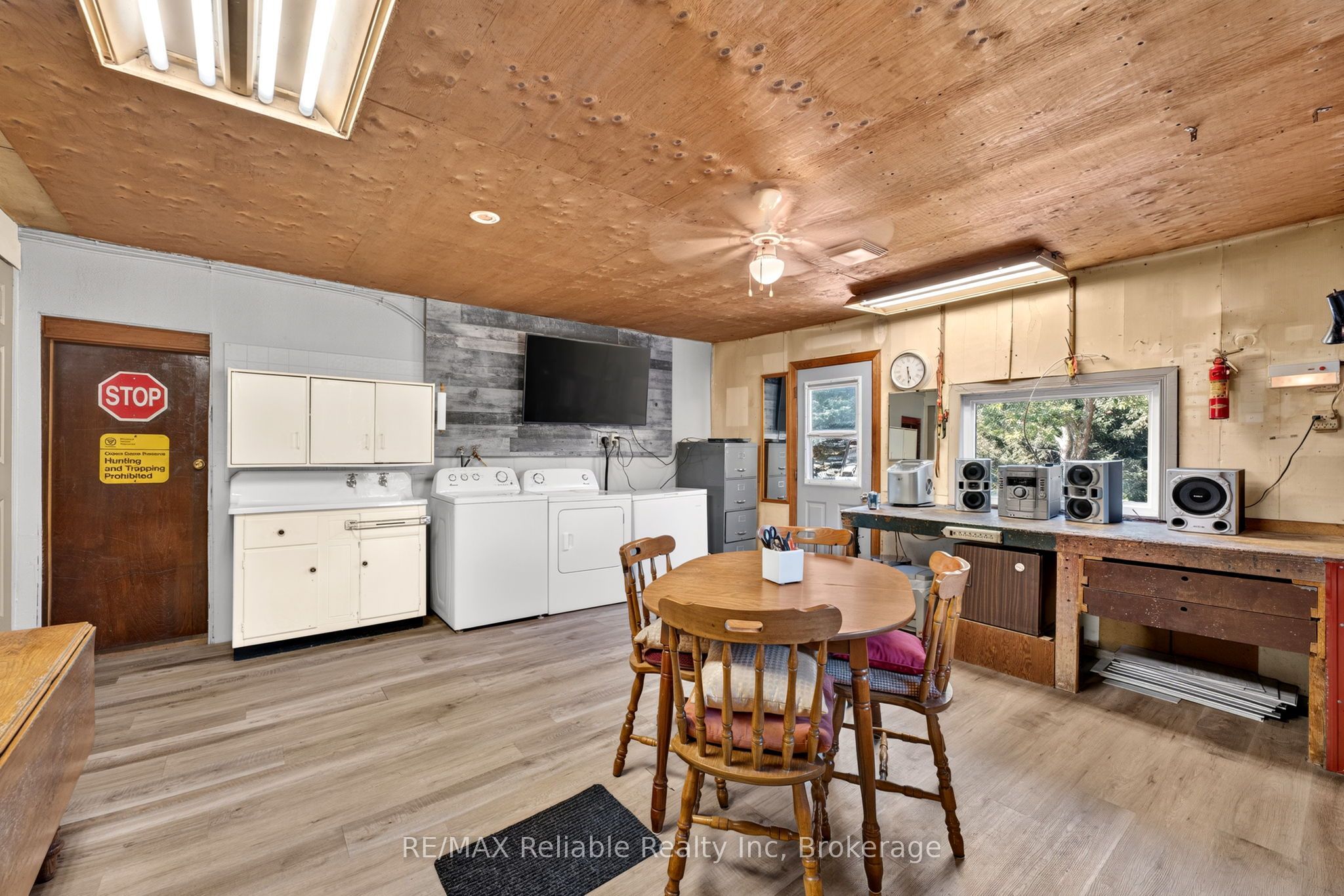 40356 Hydro Line Road Property Photo 17