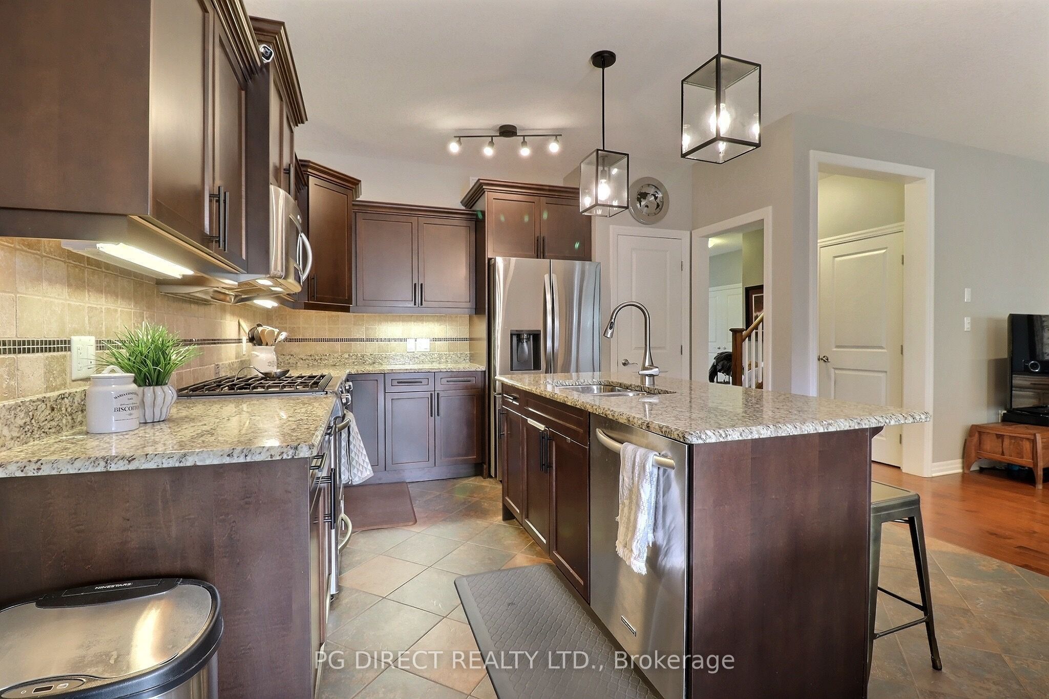 3089 Pomeroy Lane Property Photo 8