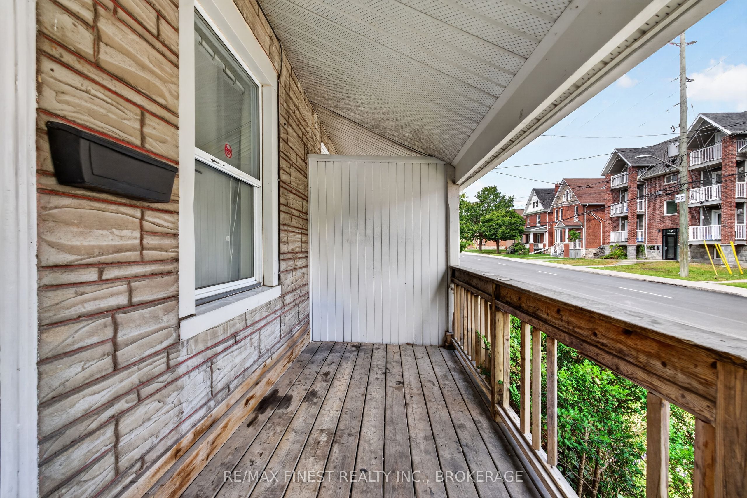 358 Johnson Street Property Photo 3