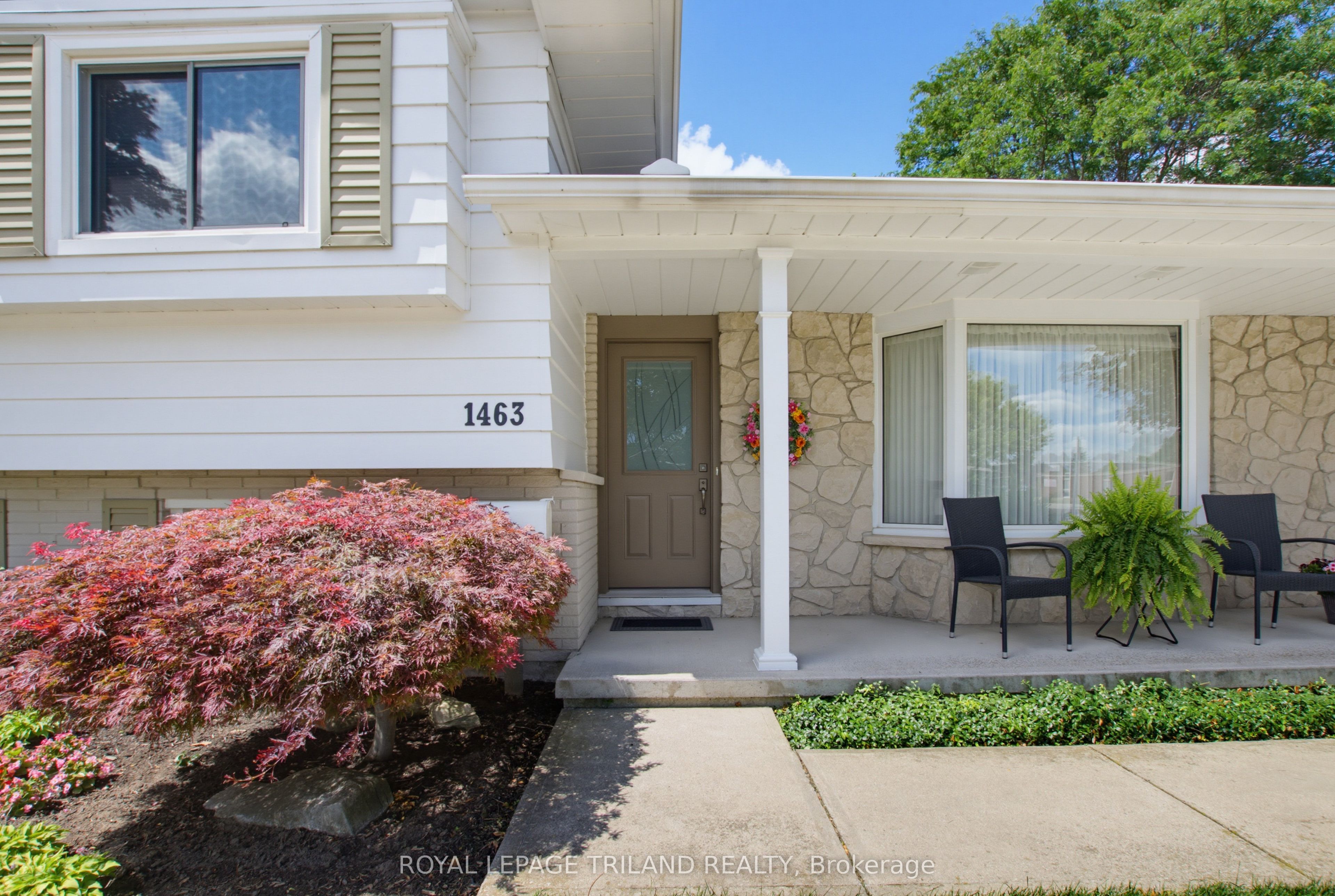 1463 Glenora Drive Property Photo 7
