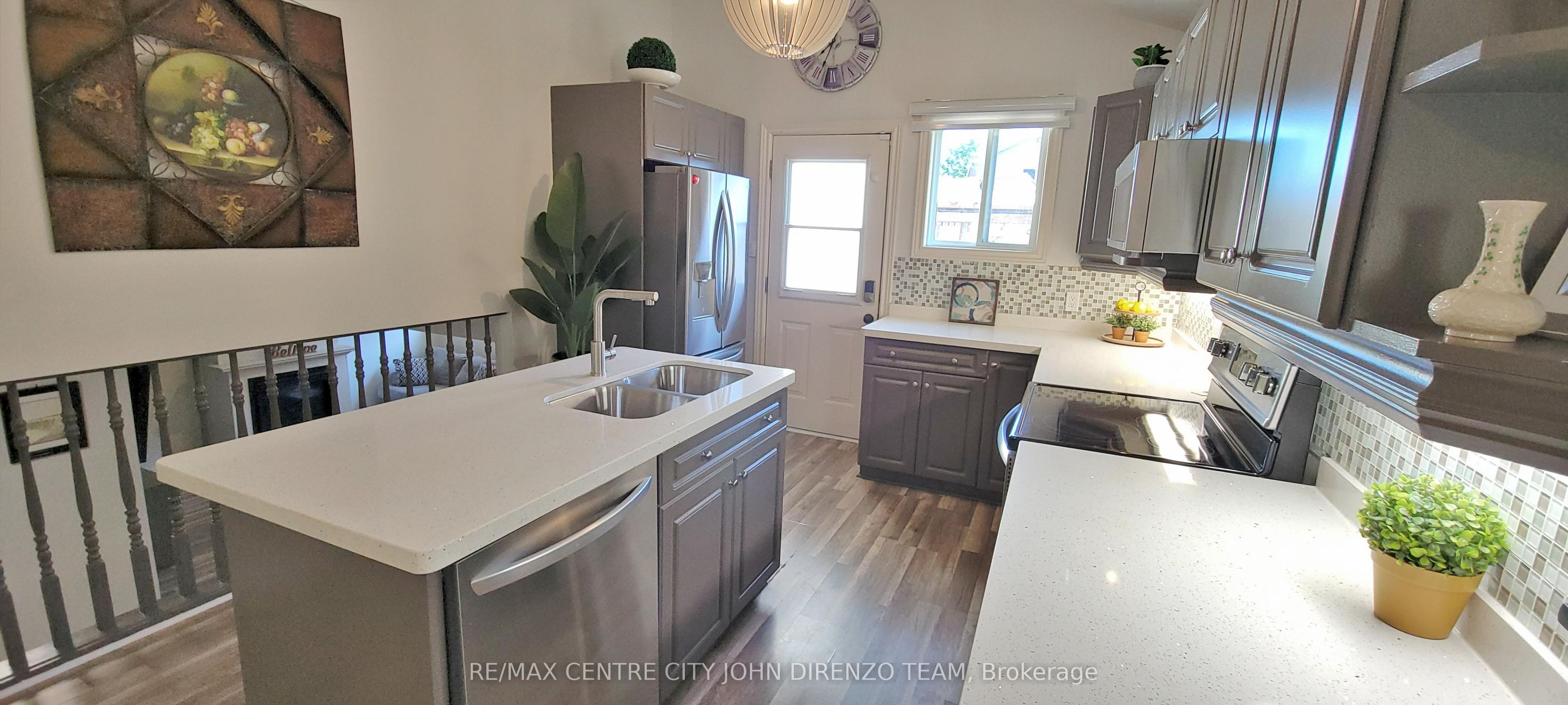 72 Axford Parkway Property Photo 10