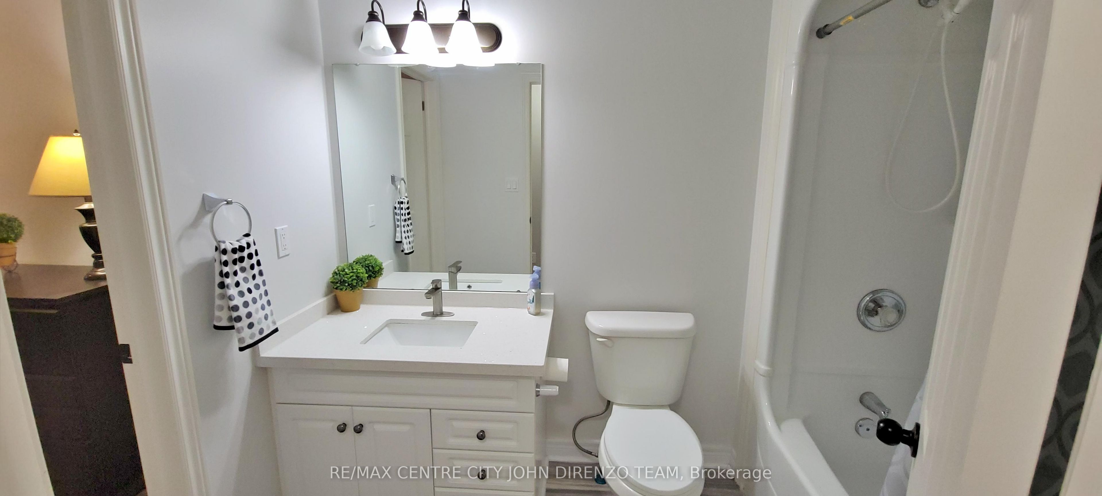 72 Axford Parkway Property Photo 13