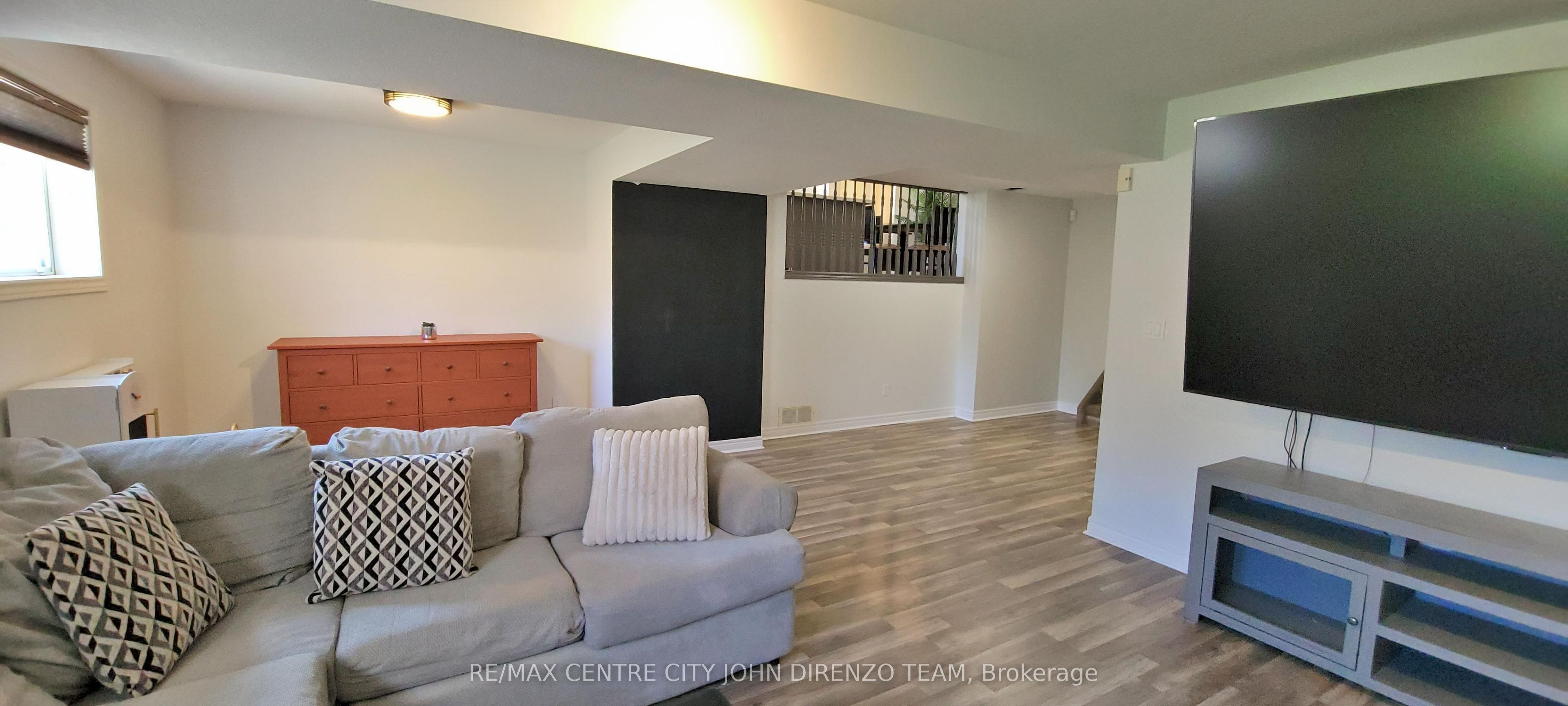 72 Axford Parkway Property Photo 20