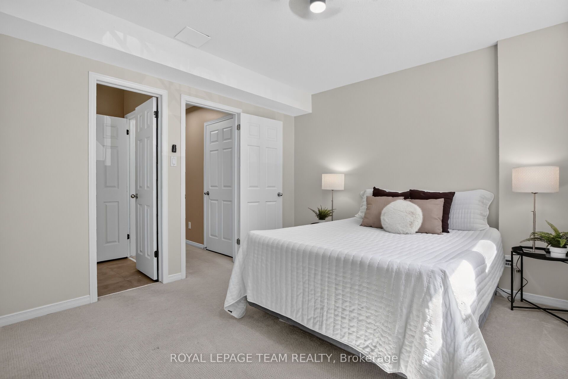 255 Deercroft Avenue Property Photo 20