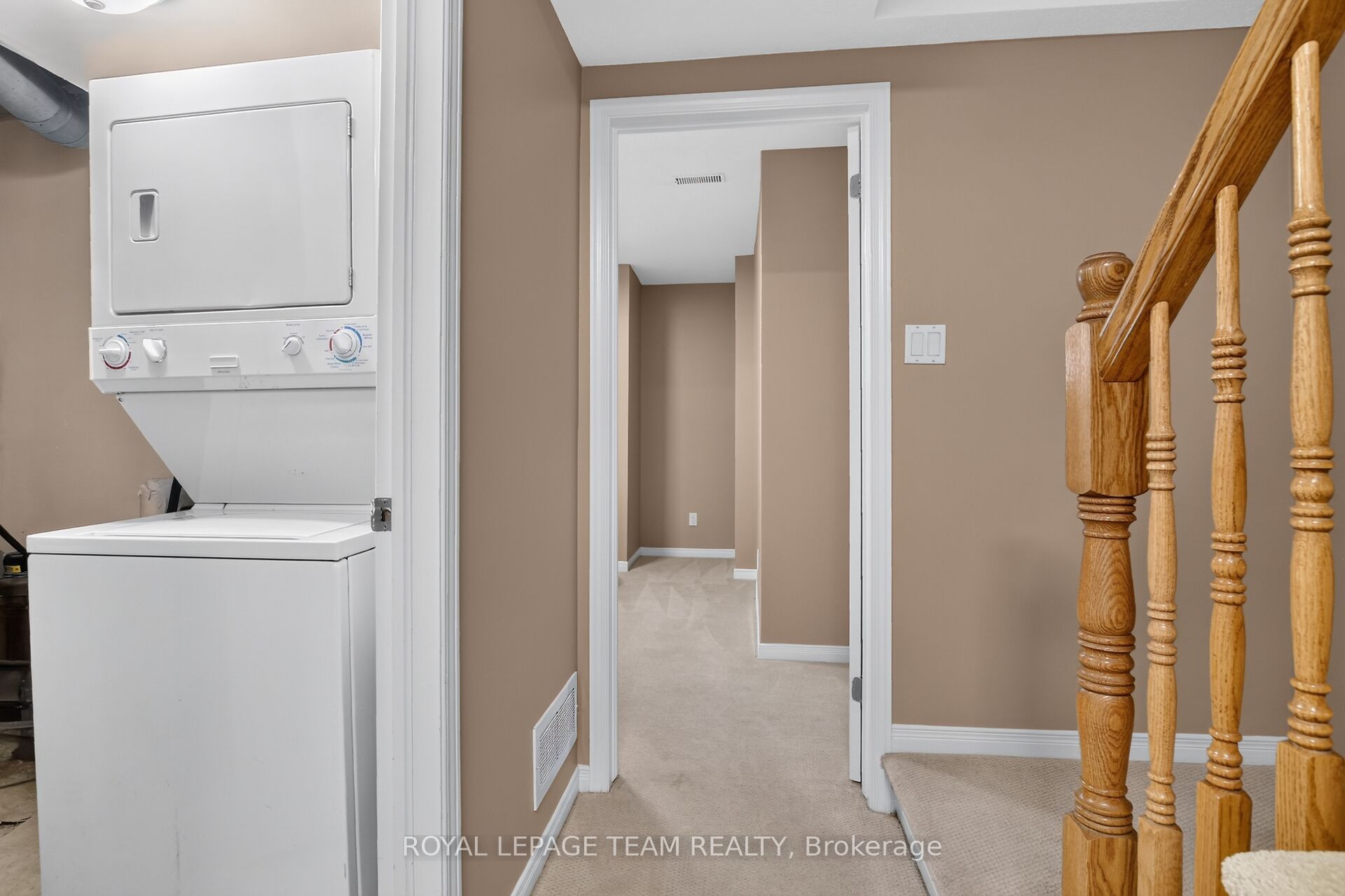 255 Deercroft Avenue Property Photo 27