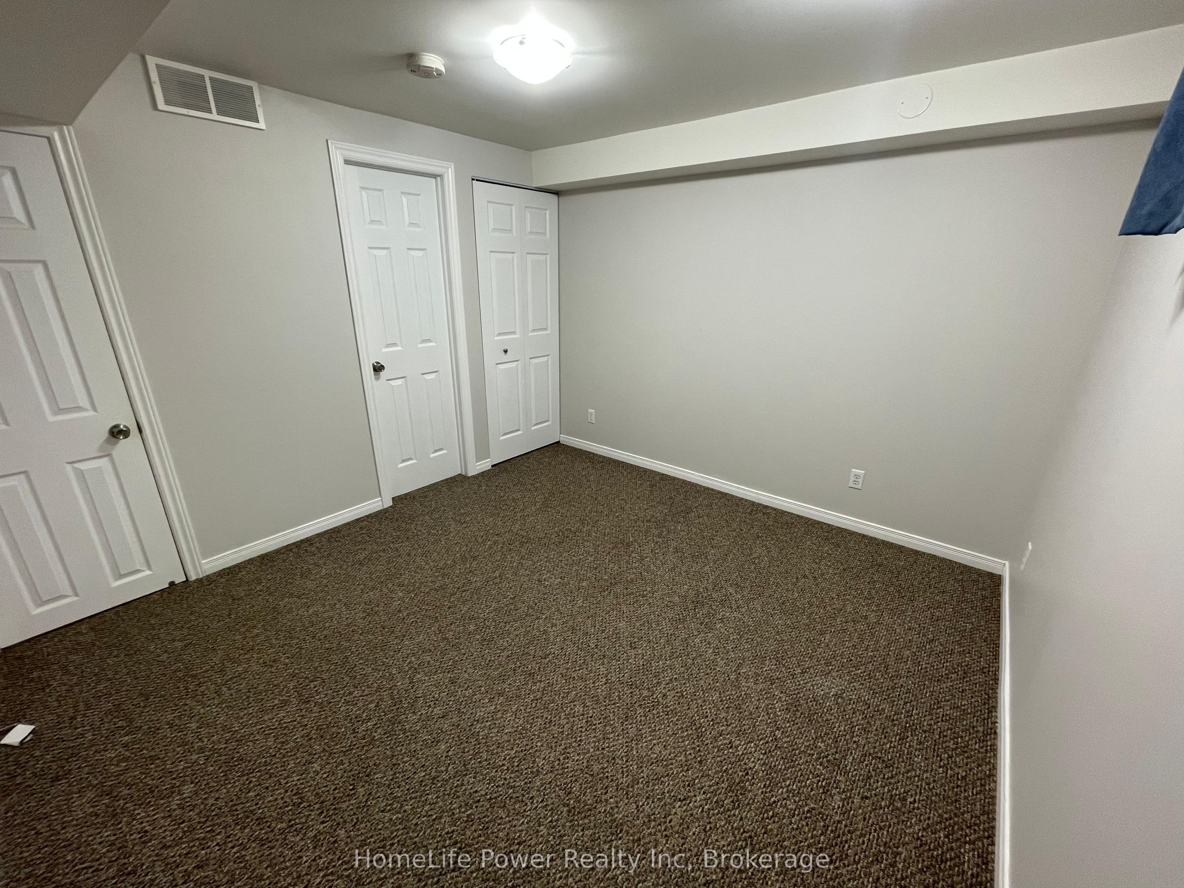 573 Glen Manor Boulevard B Property Photo 8