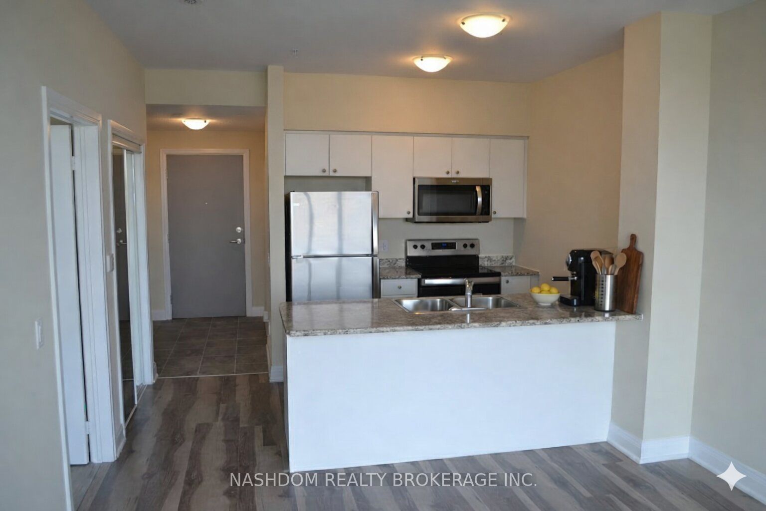 16 Concord Place 516 Property Photo 6