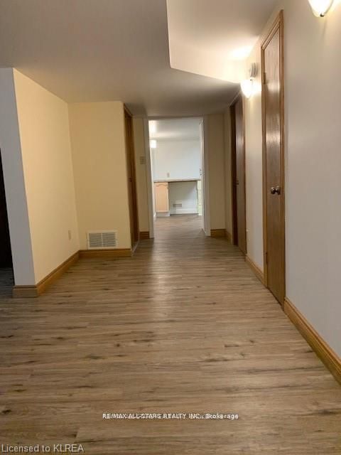 12 Parkway (lower) Avenue Property Photo 6