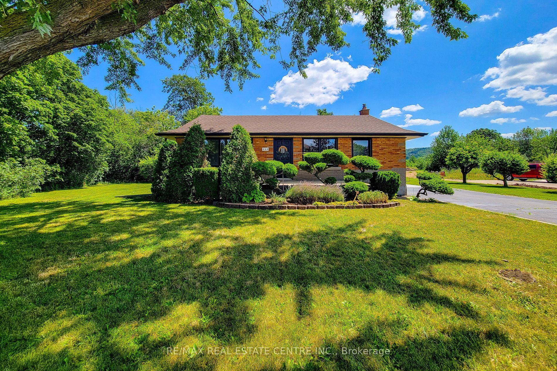 220 Winona Road Property Photo 1