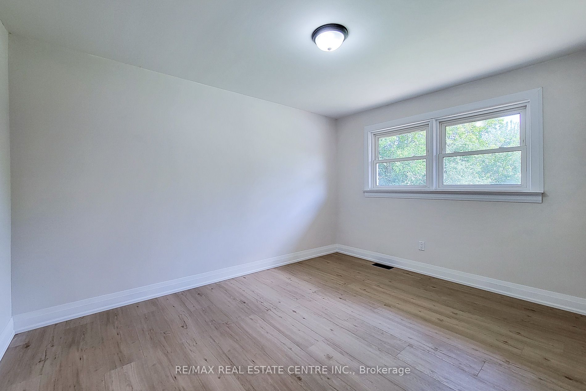 220 Winona Road Property Photo 23