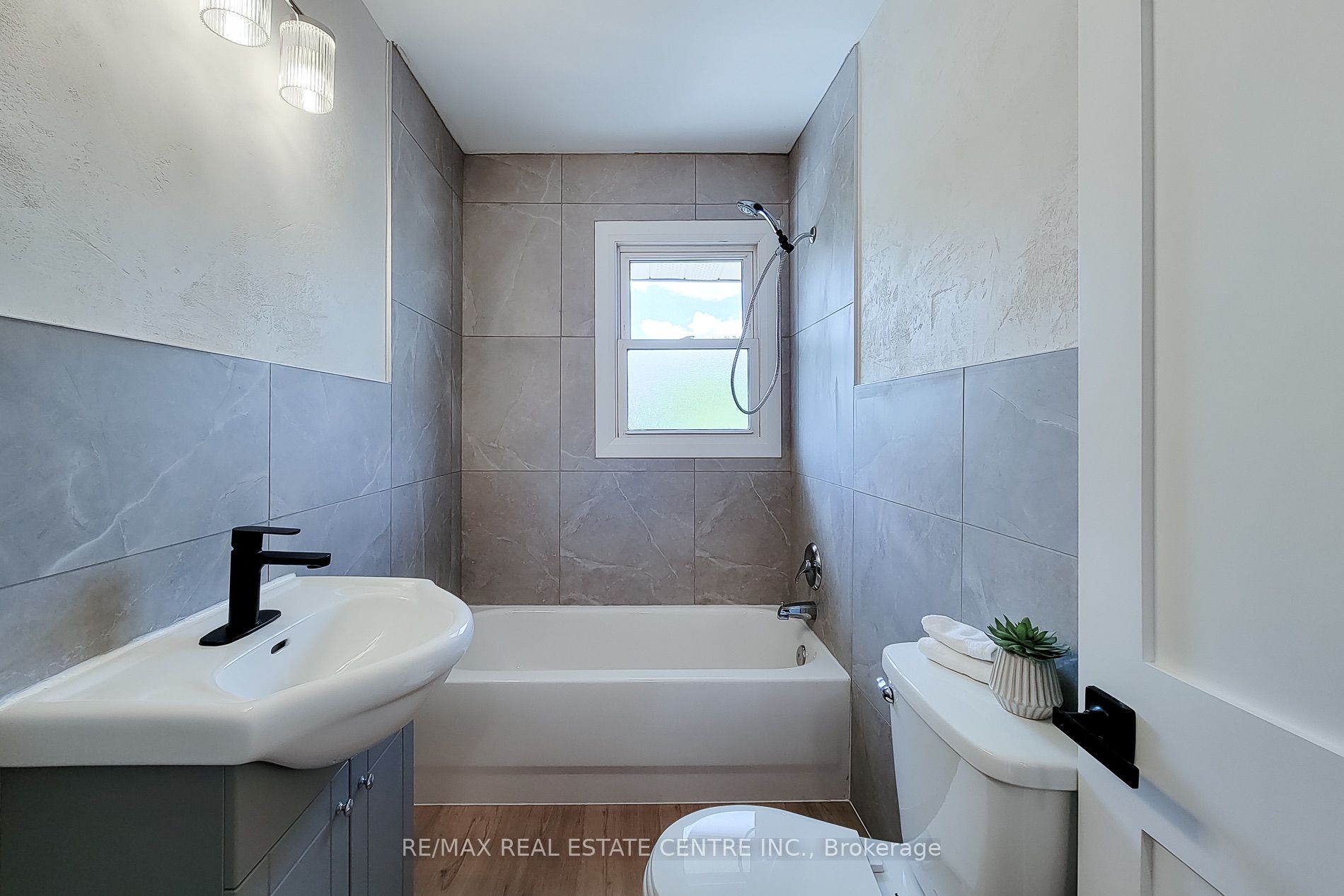 220 Winona Road Property Photo 26