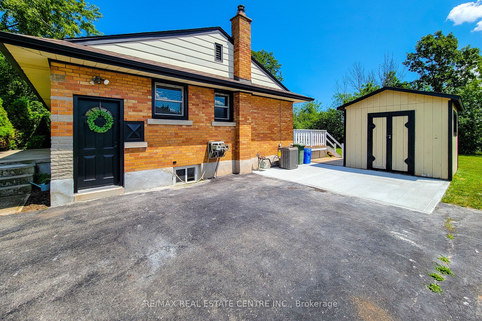 220 Winona Road Property Photo 32