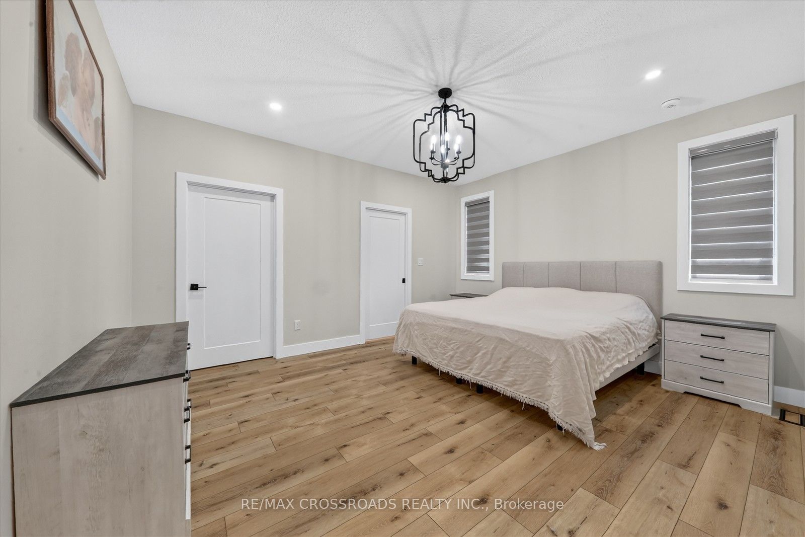 11 Mctavish Crescent N Property Photo 21