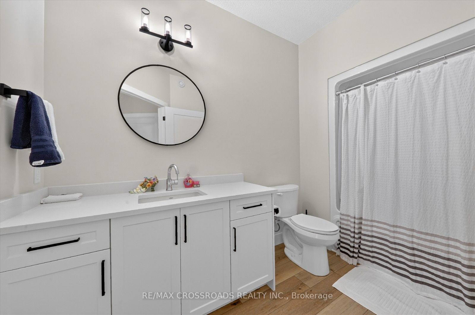11 Mctavish Crescent N Property Photo 29