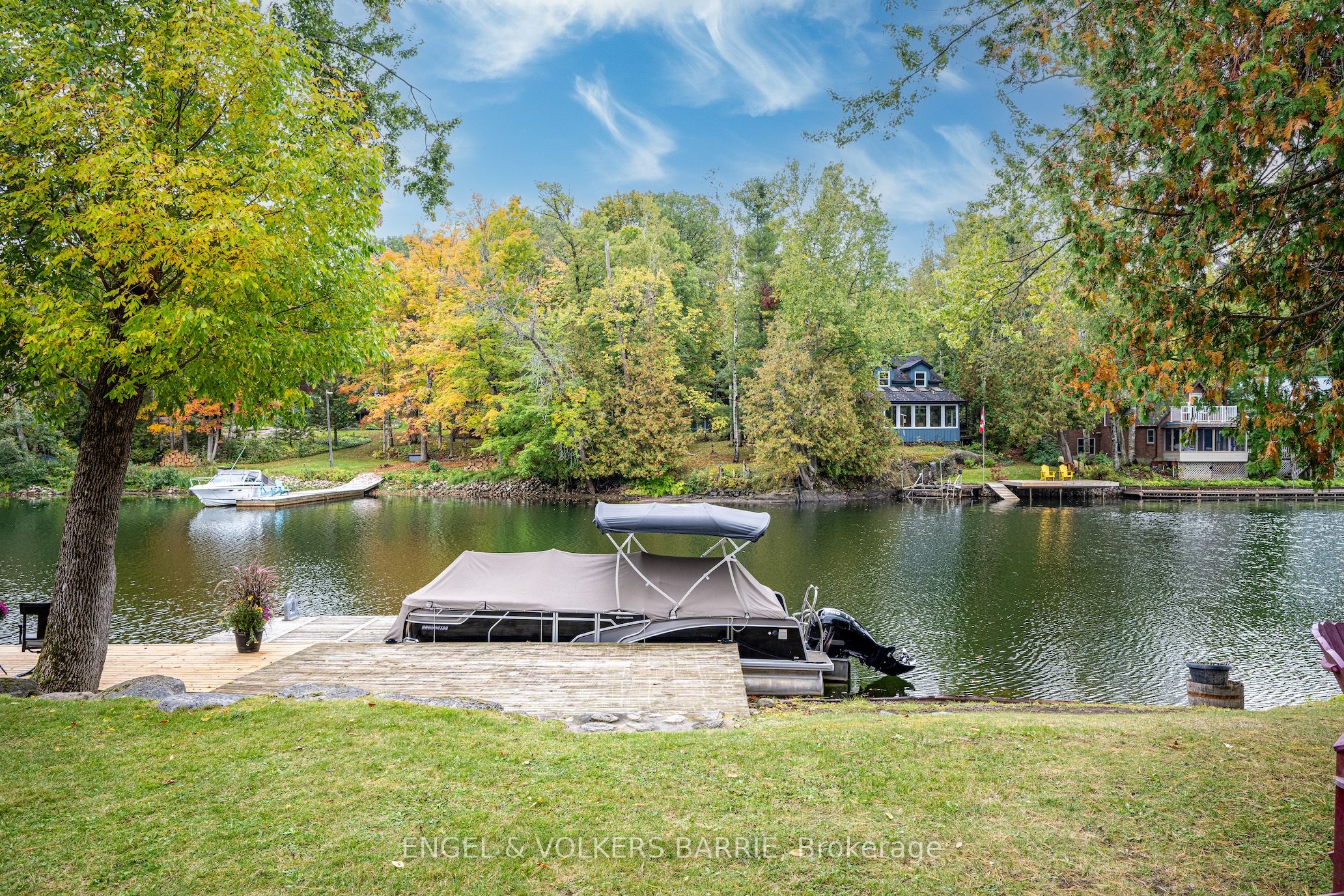 1123 Severn River Road Property Photo 4