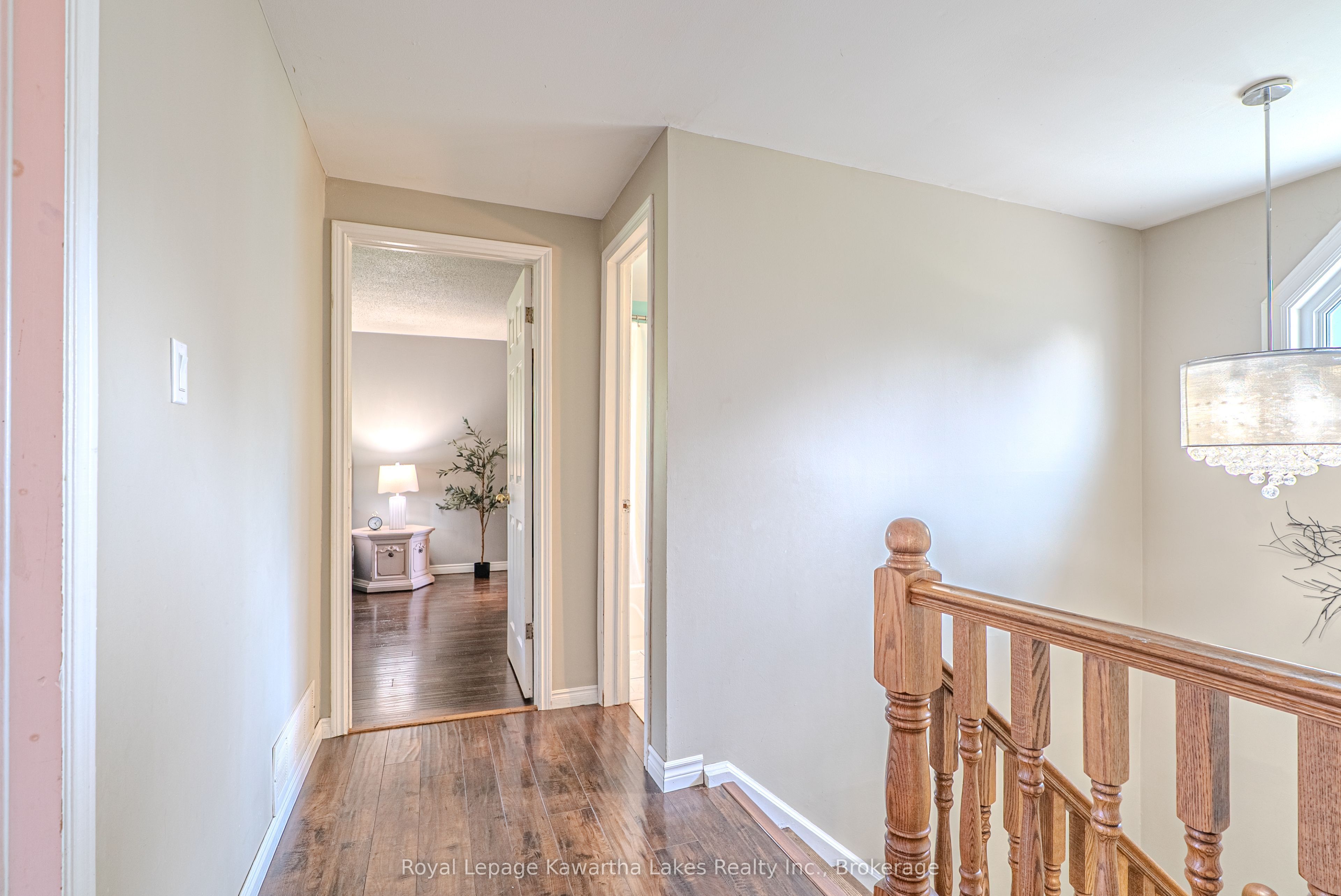 60 Sanderling Crescent Property Photo 27