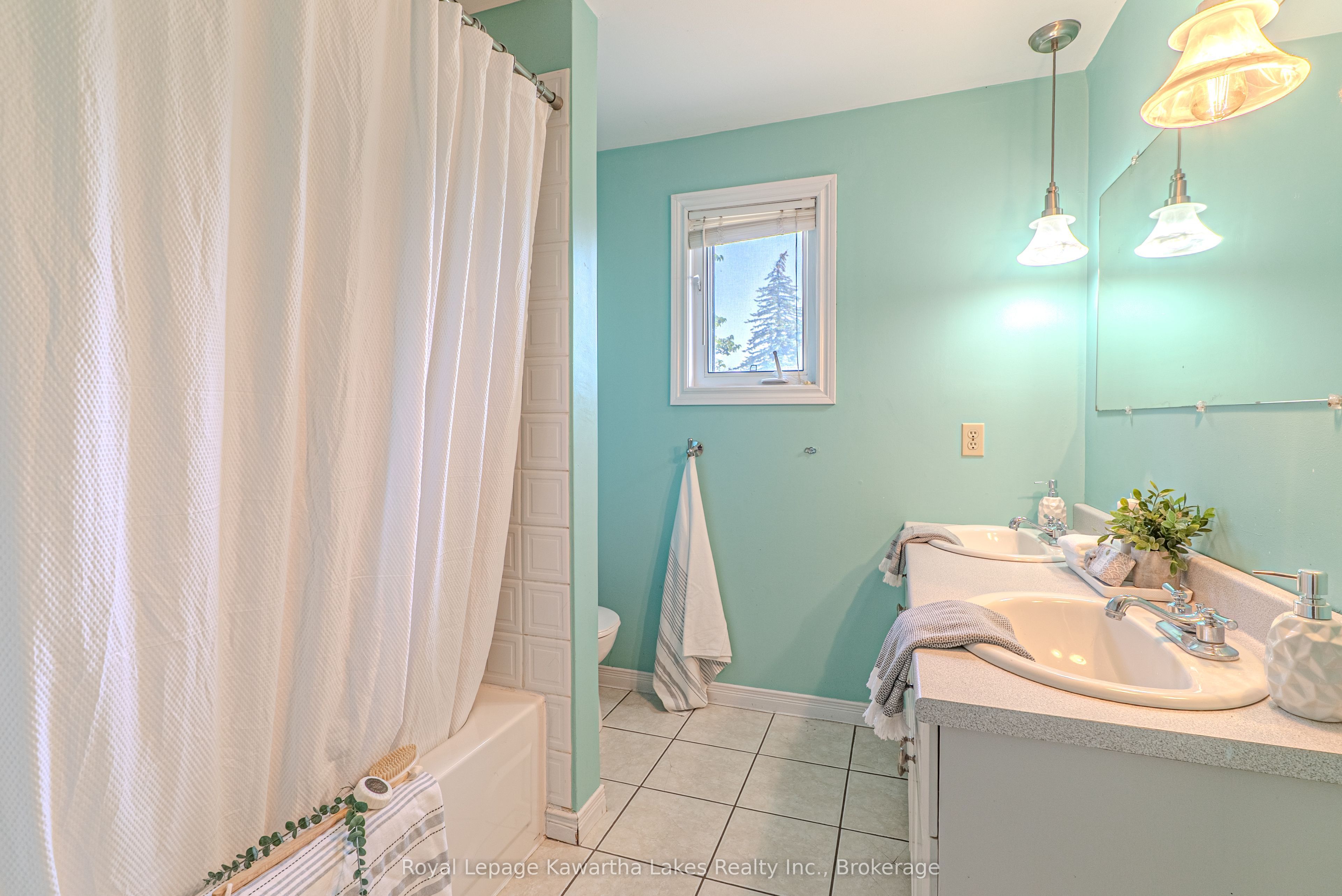 60 Sanderling Crescent Property Photo 36