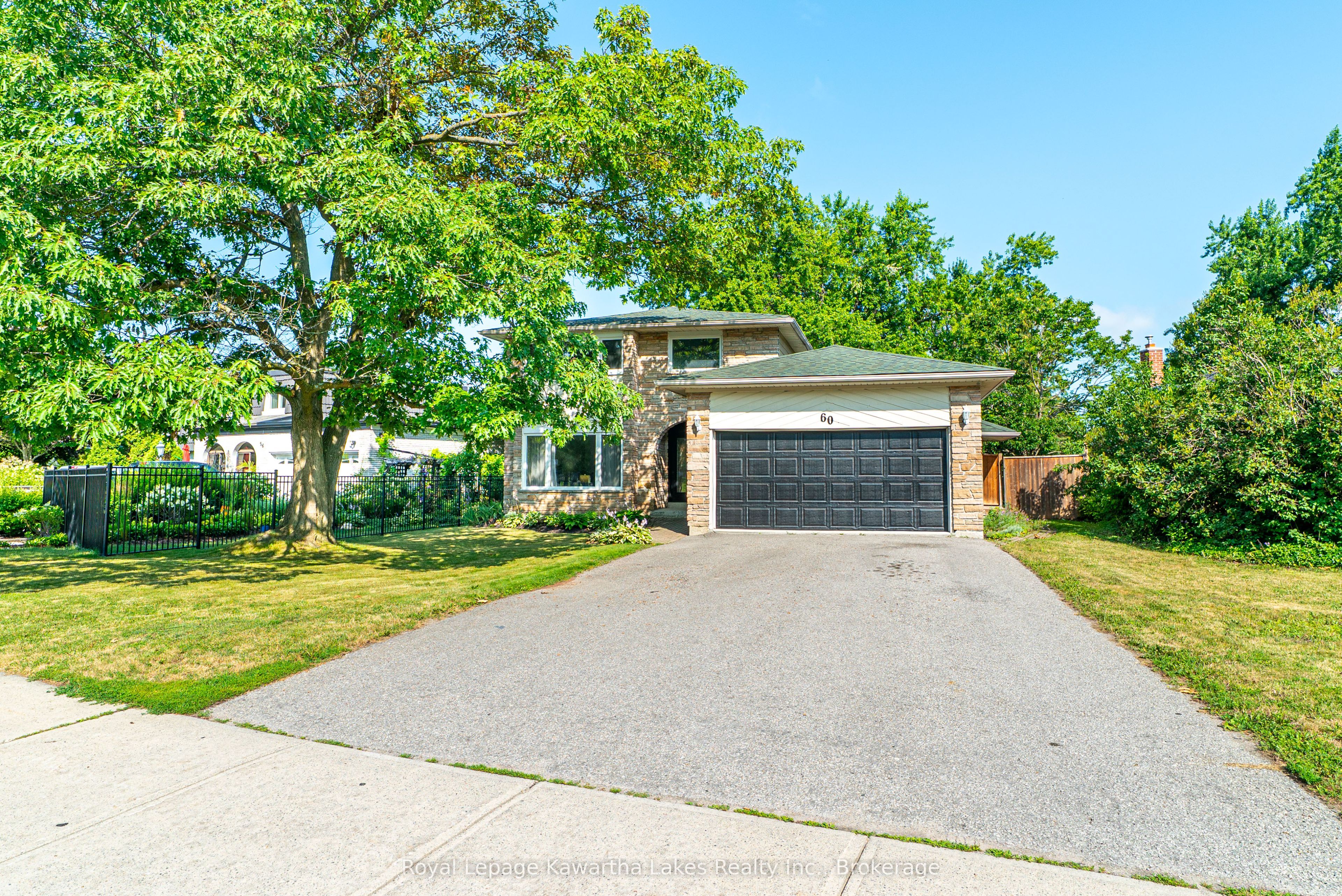60 Sanderling Crescent Property Photo 44