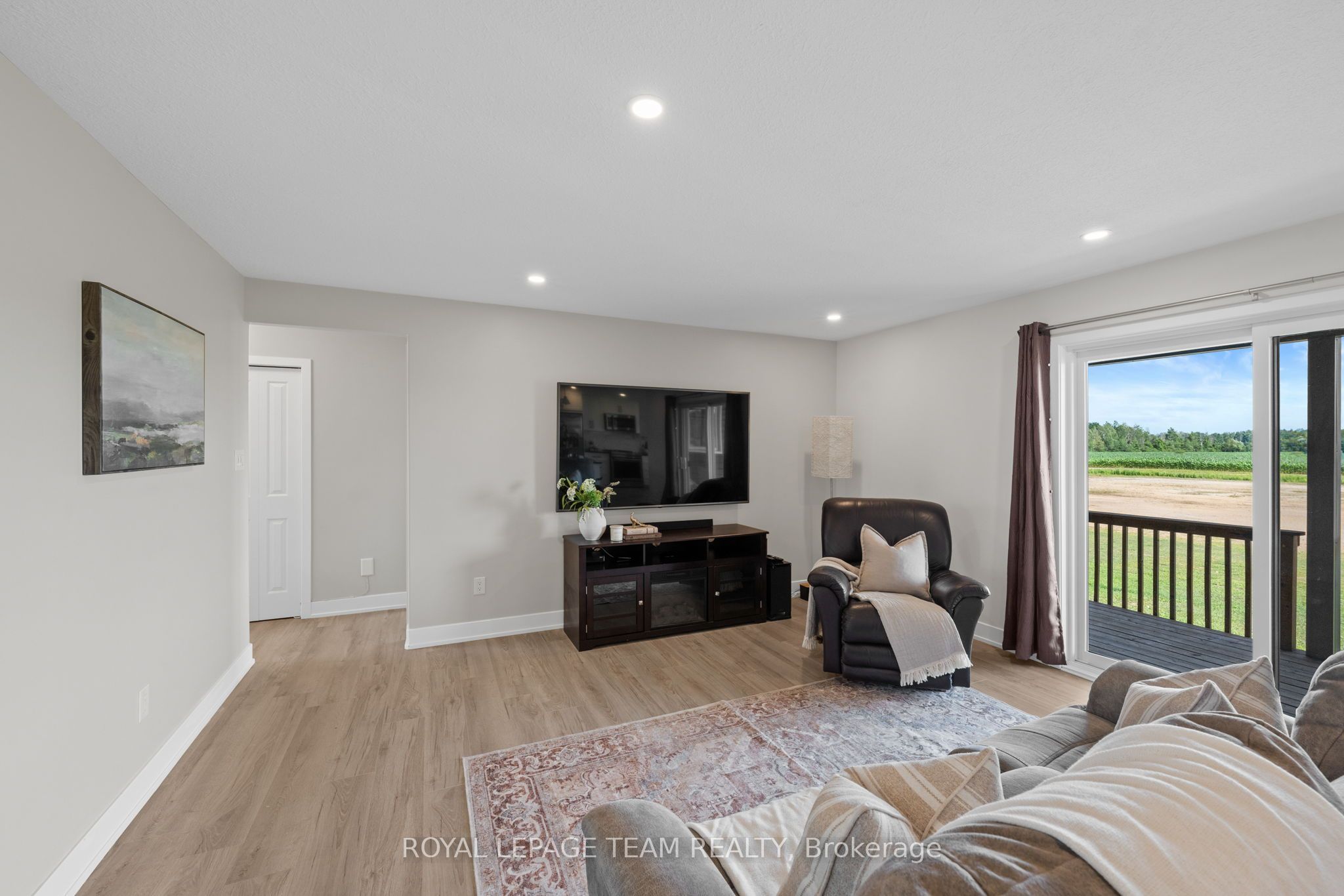 3572 Crosswind Crescent Property Photo 18