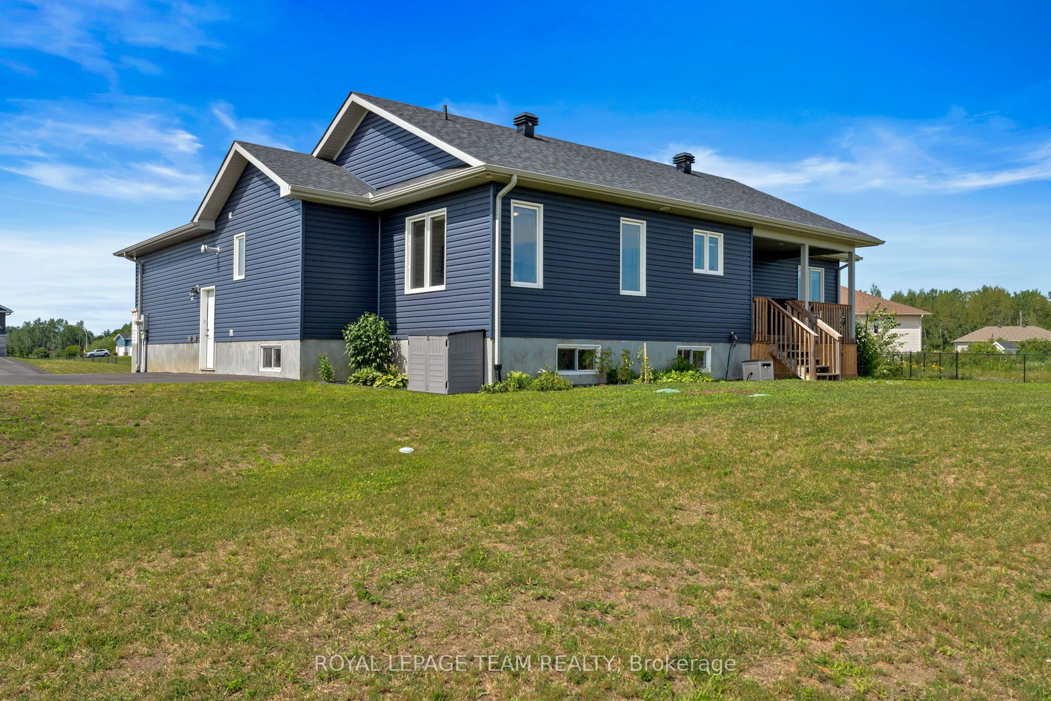 3572 Crosswind Crescent Property Photo 36