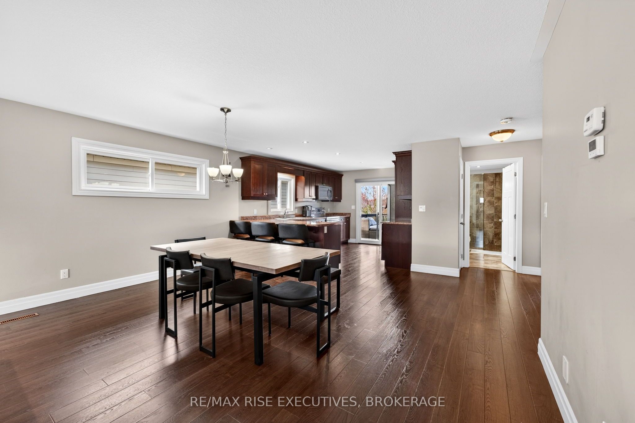 44 Tessa Boulevard Property Photo 6