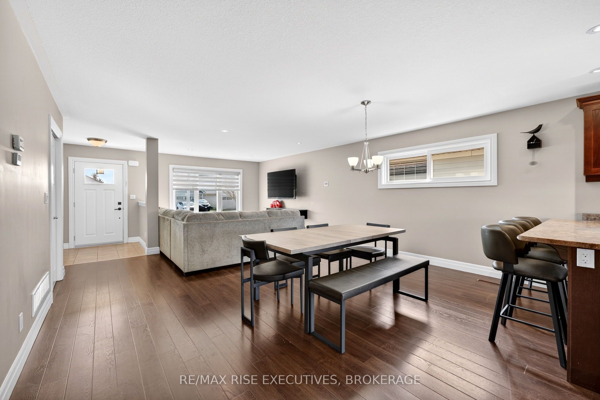 44 Tessa Boulevard Property Photo 7