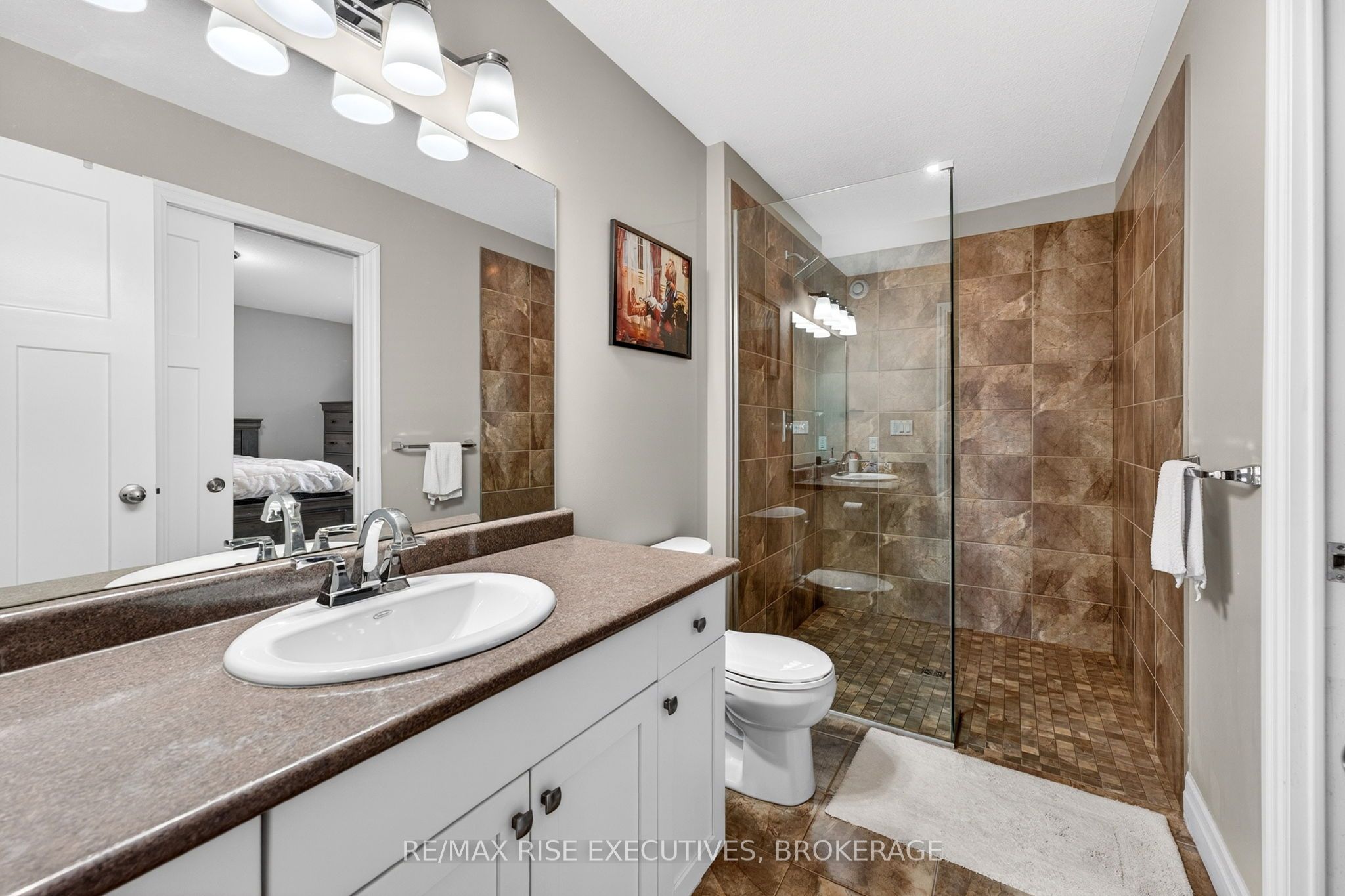 44 Tessa Boulevard Property Photo 14