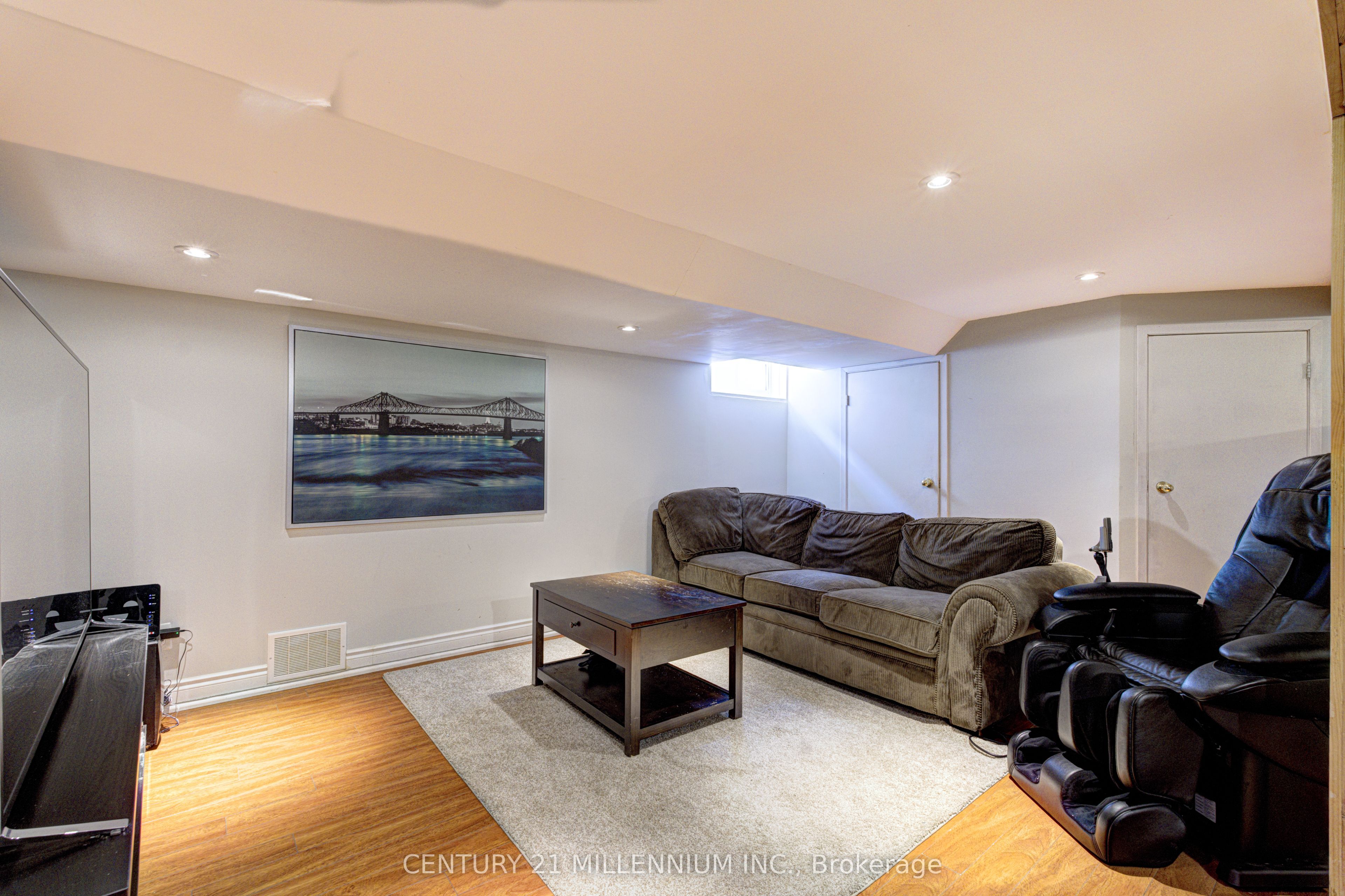 59 Lewis Crescent Property Photo 34