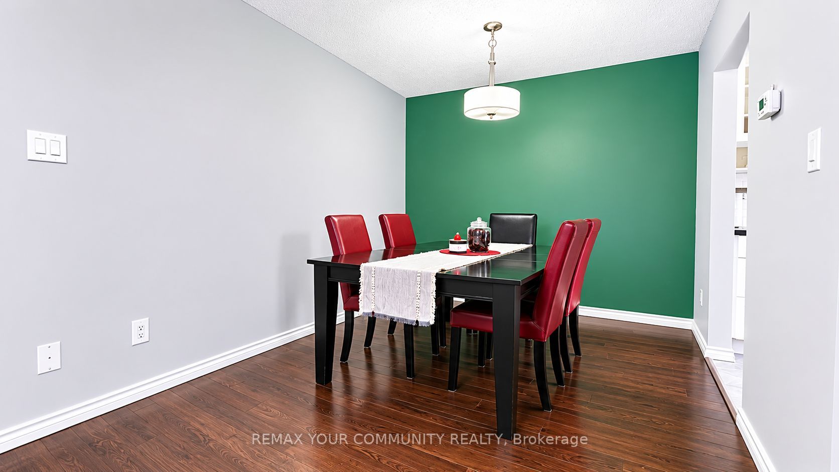210 Highland Crescent 19 Property Photo 5
