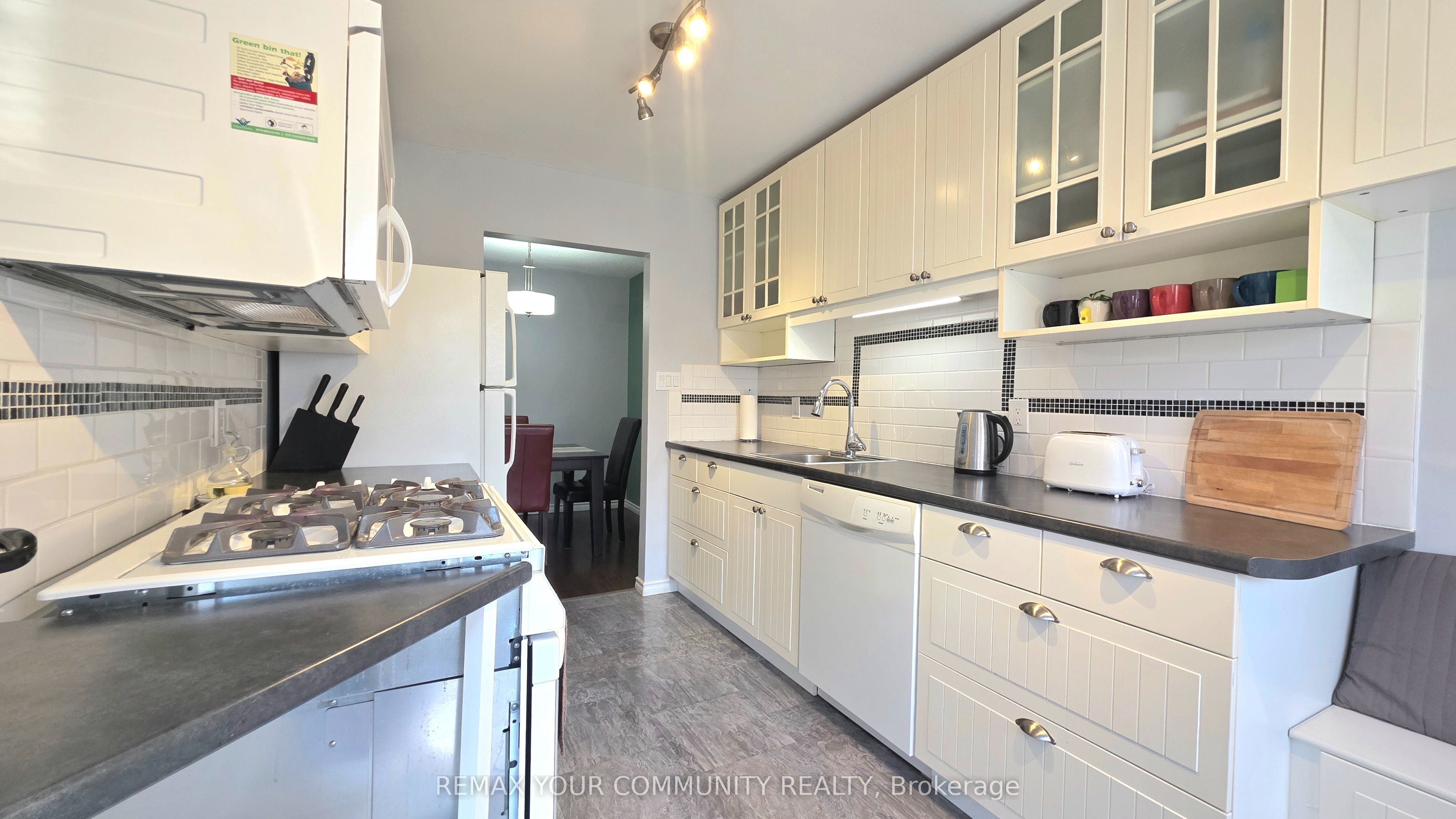 210 Highland Crescent 19 Property Photo 12
