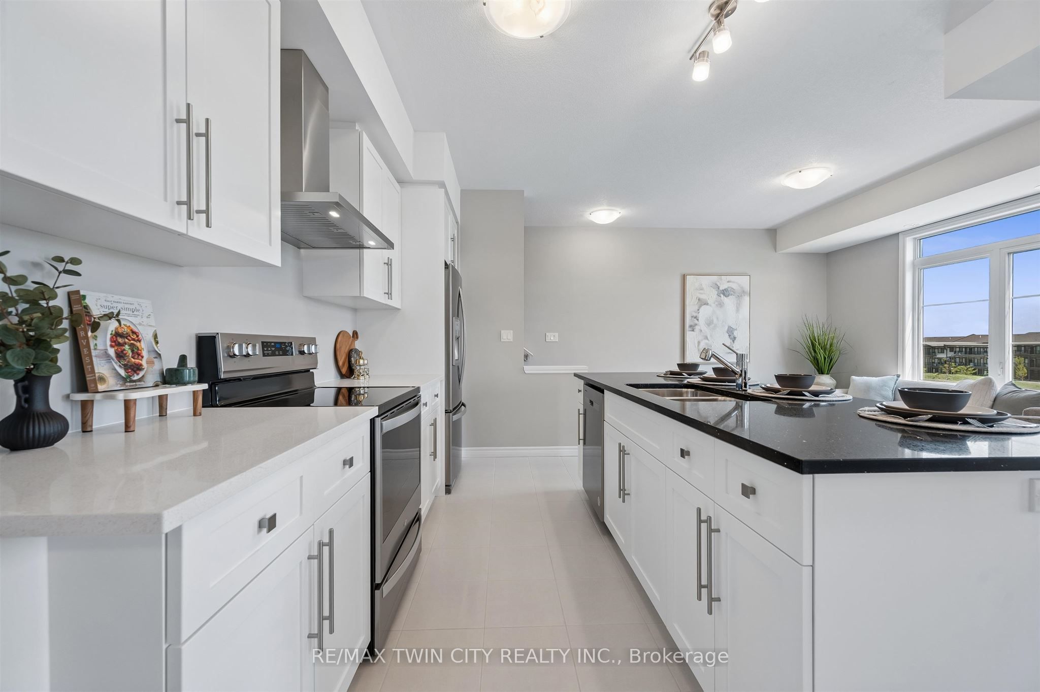 8 Oat Lane Property Photo 13